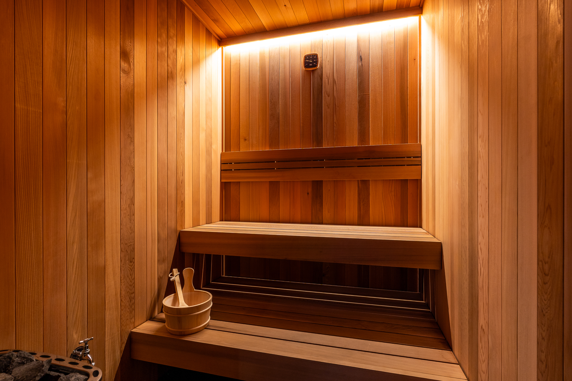 6-bedroom house at 21 TWIN CREEKS DRIVE, Luddenham NSW 2745, Liverpool, New South Wales