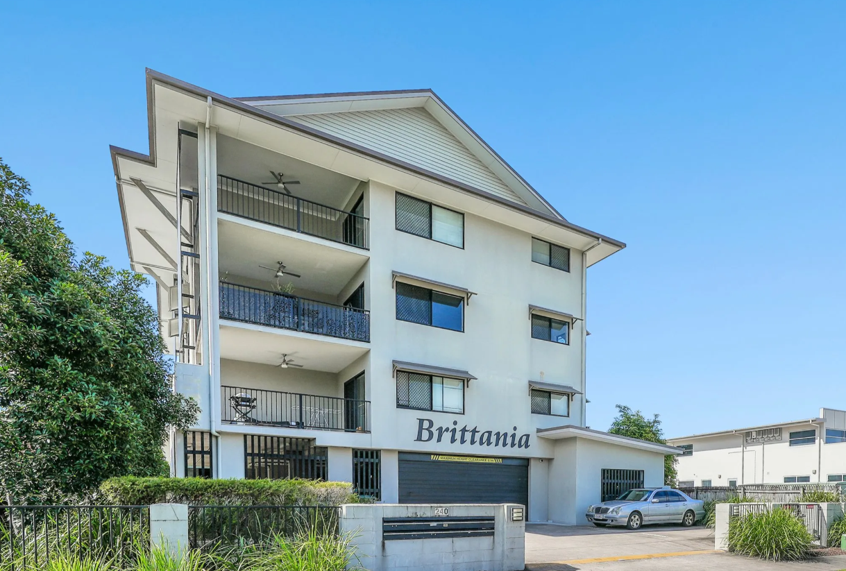 102/240 Buchan Street, Westcourt, QLD 4870 - Image 10