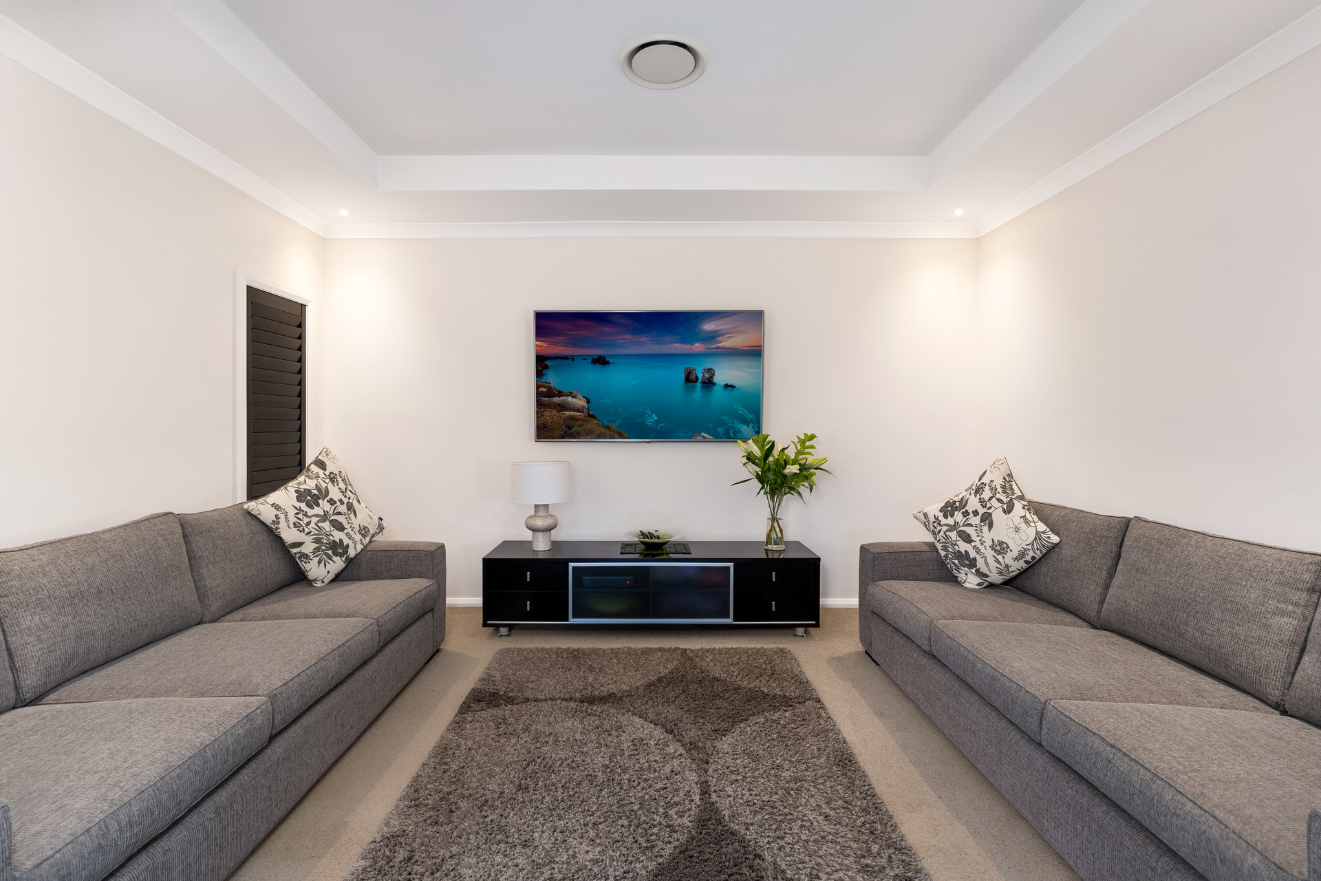 5-bedroom house at 7 Crystal Downs Close, Luddenham, NSW 2745, Liverpool, New South Wales