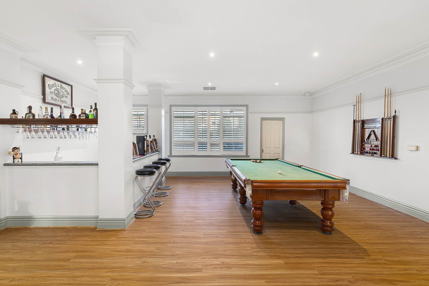 5-bedroom house at 4 REEVE DRIVE, Keilor VIC 3036, Brimbank, Victoria