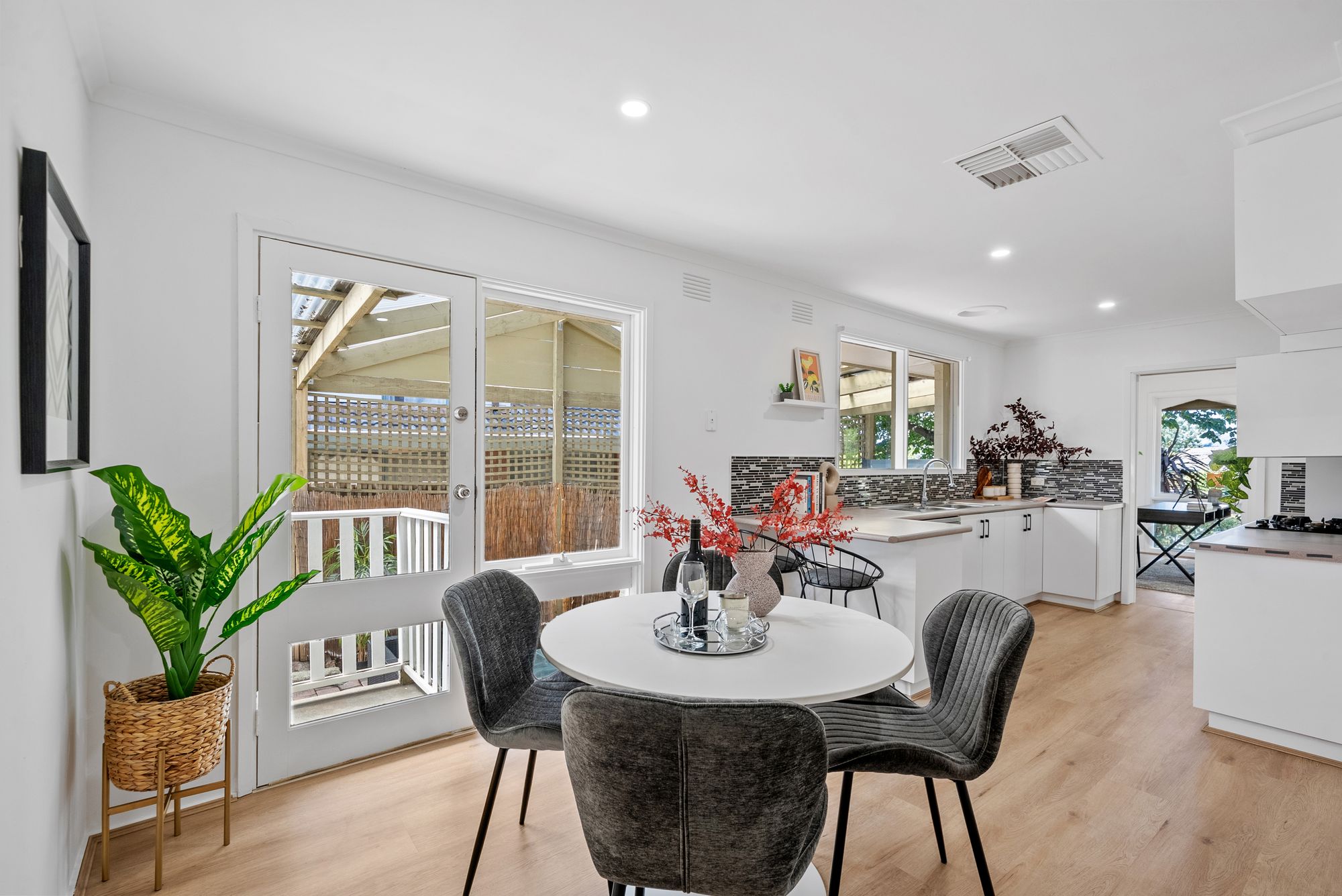 5 Haileybury Court, Wantirna, VIC 3152 - Image 7