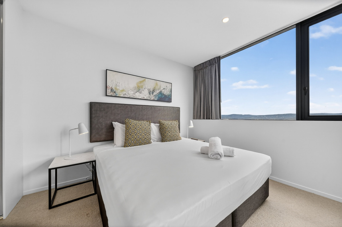 169/31 Queensland Avenue, Broadbeach, Qld, 4218 - Image 10
