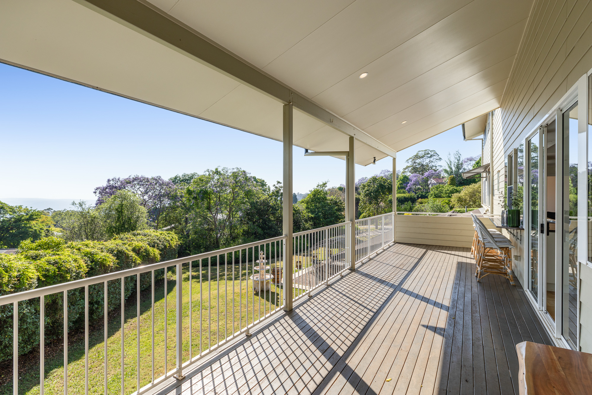 7-bedroom house at 7 Curzon Street, Mount Lofty, QLD 4350, , Queensland