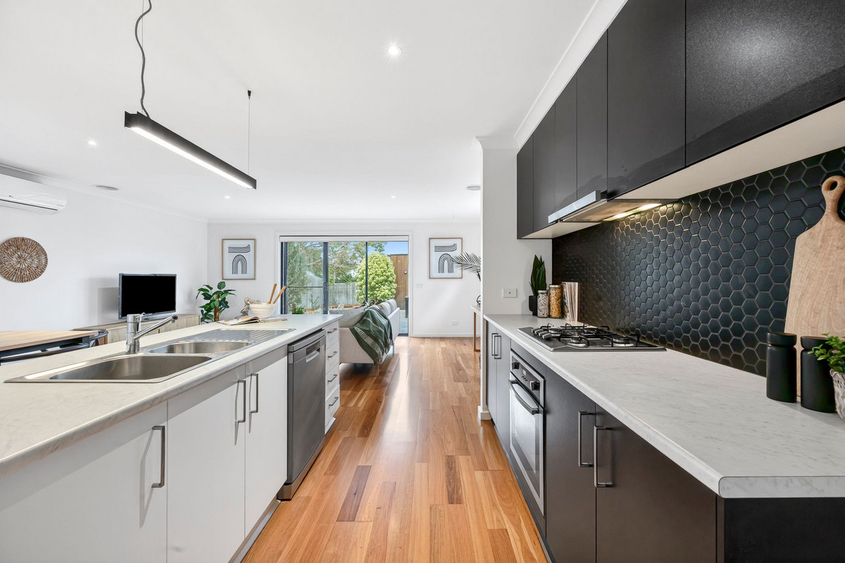 5A Gogoll Crescent, Torquay, Vic, 3228 - Image 5