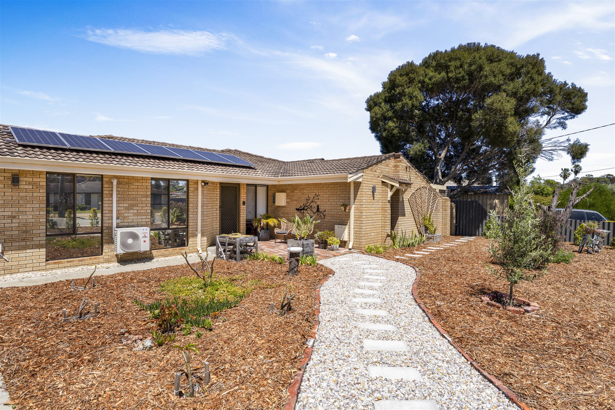 4 Addingham Court, Craigie, WA 6025 - Image 1