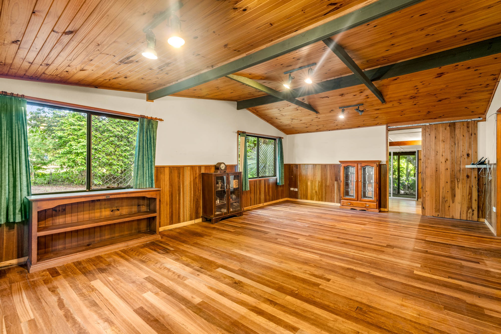 106-108 Jackson Road, Russell Island, QLD 4184 - Image 2
