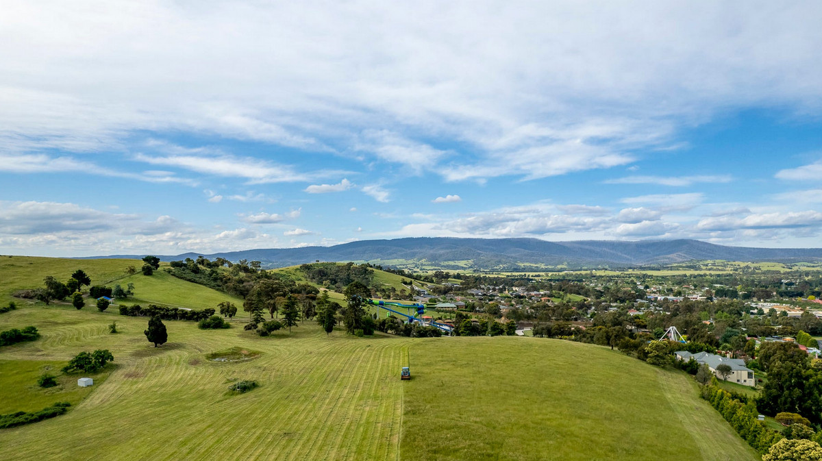 20 Thomson Park Drive, Whittlesea, Vic, 3757 - Image 6