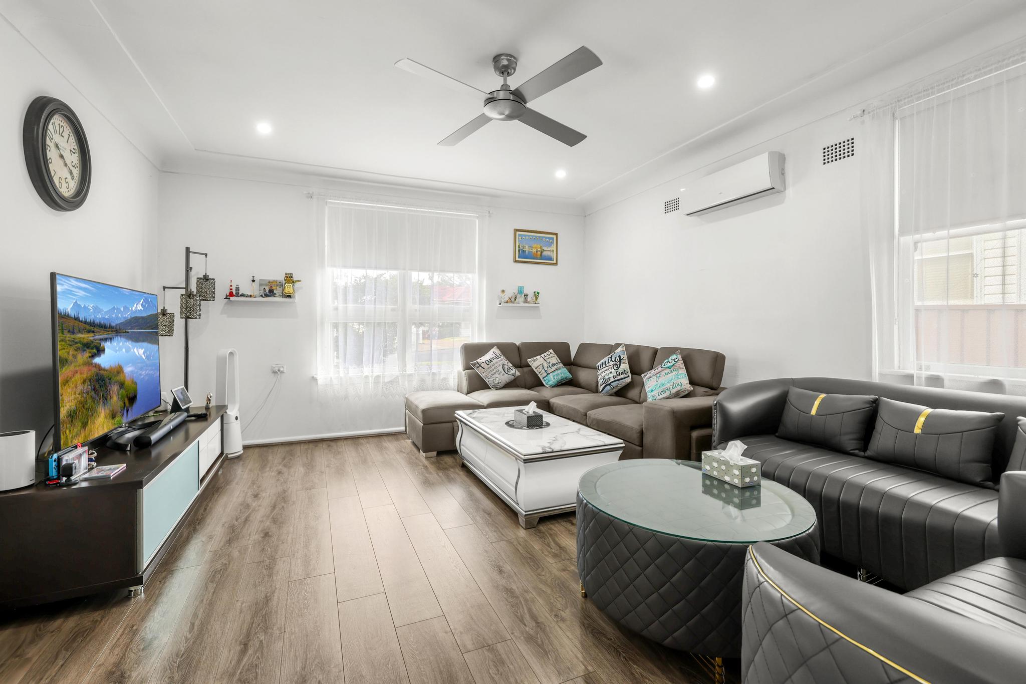 16 Jopling Crescent, Lalor Park, NSW 2147 - Image 3