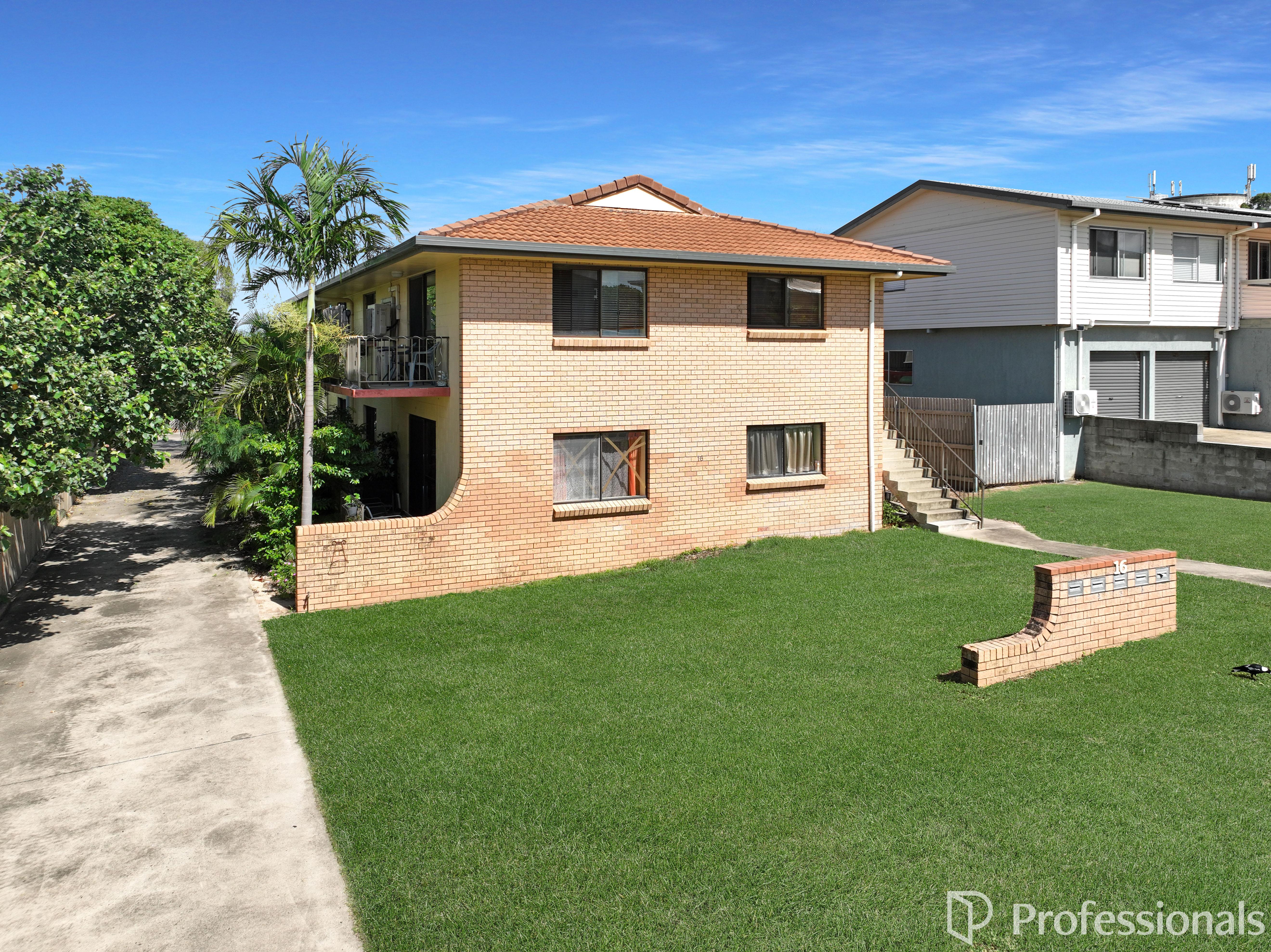 2/16 Avicennia Street, Bowen, Qld, 4805 - Image 1