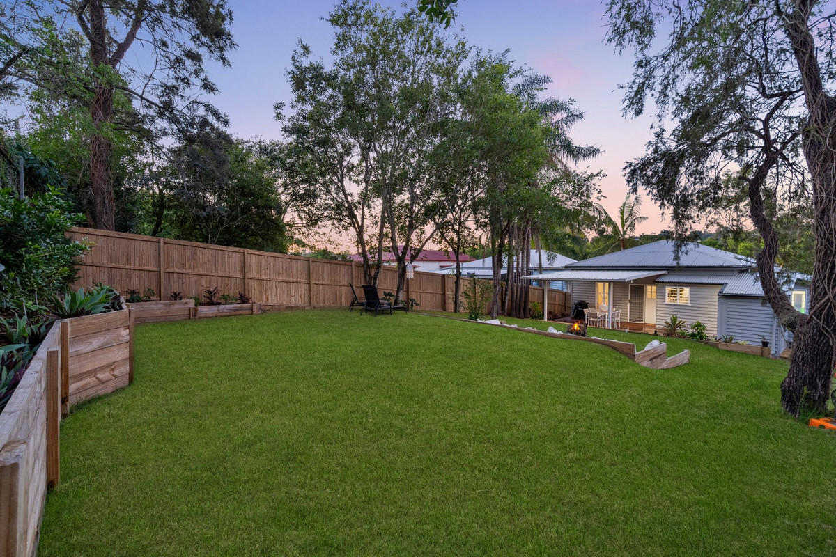 404 ENOGGERA ROAD, Alderley QLD 4051 - Image 10