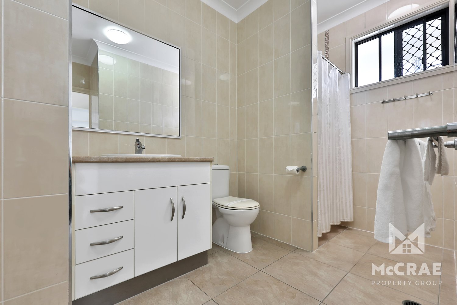 1-bedroom unit at 47 Horseshoe Bay Road, Bowen, QLD 4805, Whitsunday, Queensland