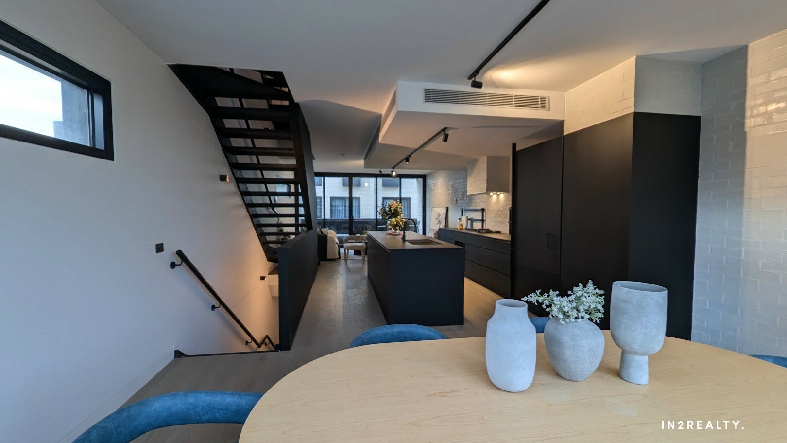 3-bedroom unit at 35/210 Rosslyn St, West Melbourne, Vic, 3003, Melbourne, Victoria