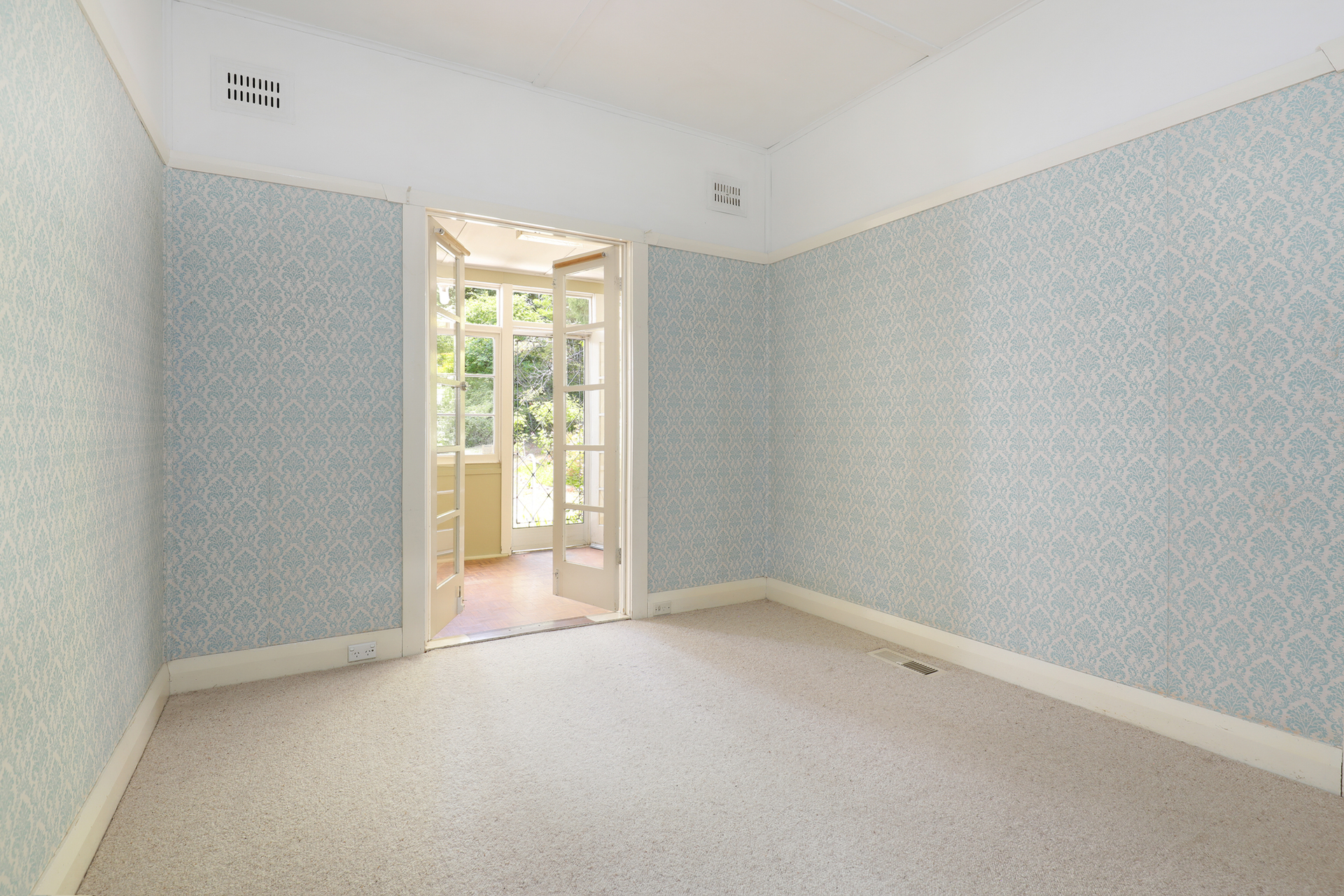 99 CRAIGEND STREET, Leura NSW 2780 - Image 10