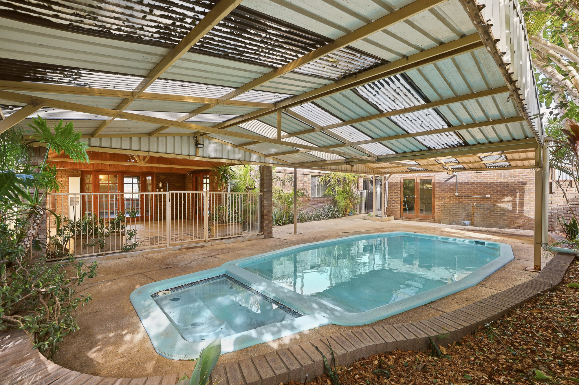 2 Dolton Place, Warnbro, WA 6169 - Image 8