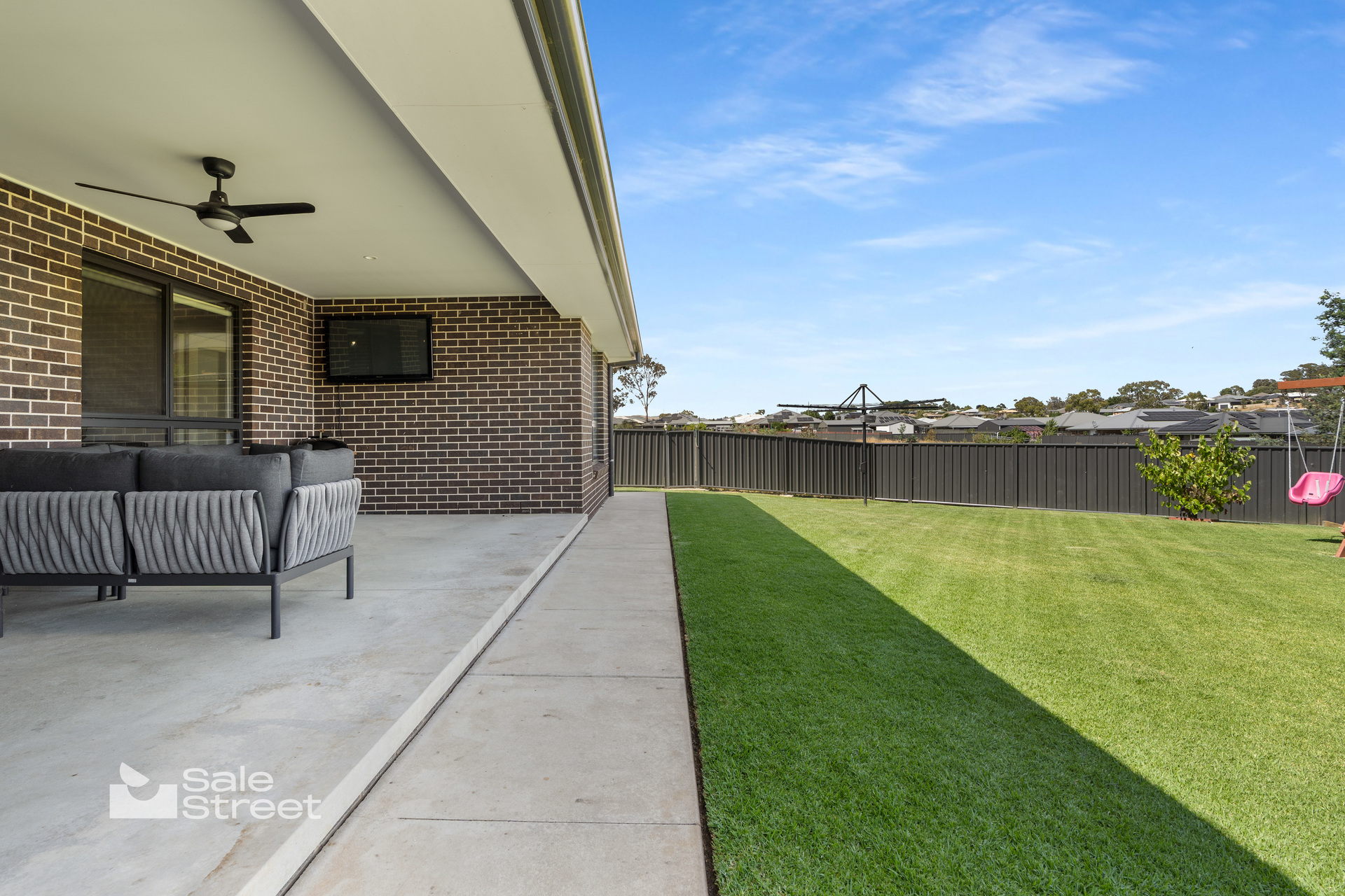 4-bedroom house at 4 POLLOCK PLACE, Orange NSW 2800, Orange, New South Wales