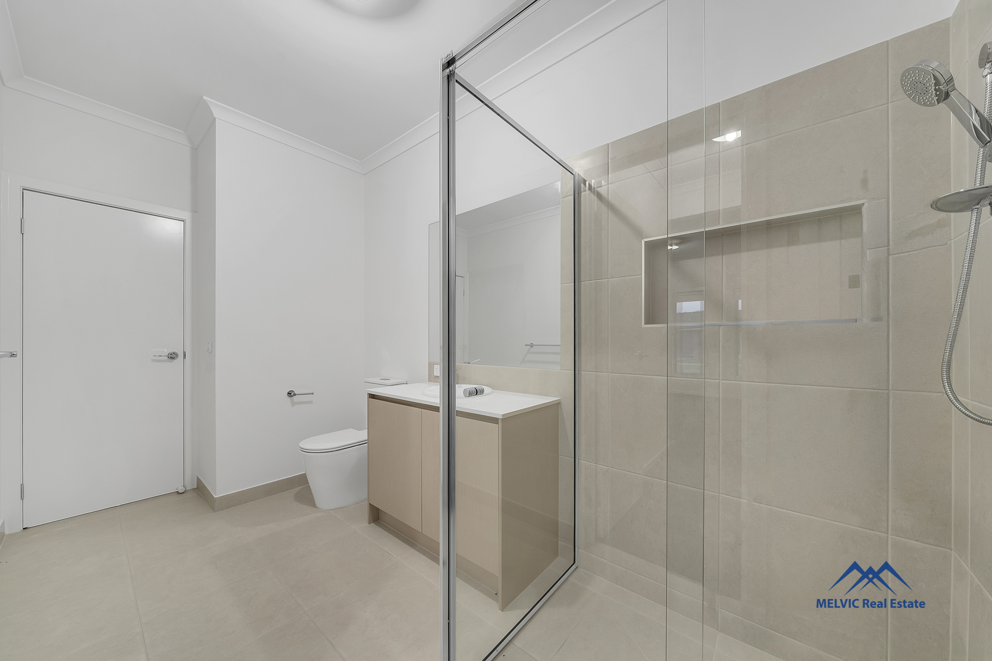 5 Neilrex Court, Cranbourne East, Vic, 3977 - Image 6