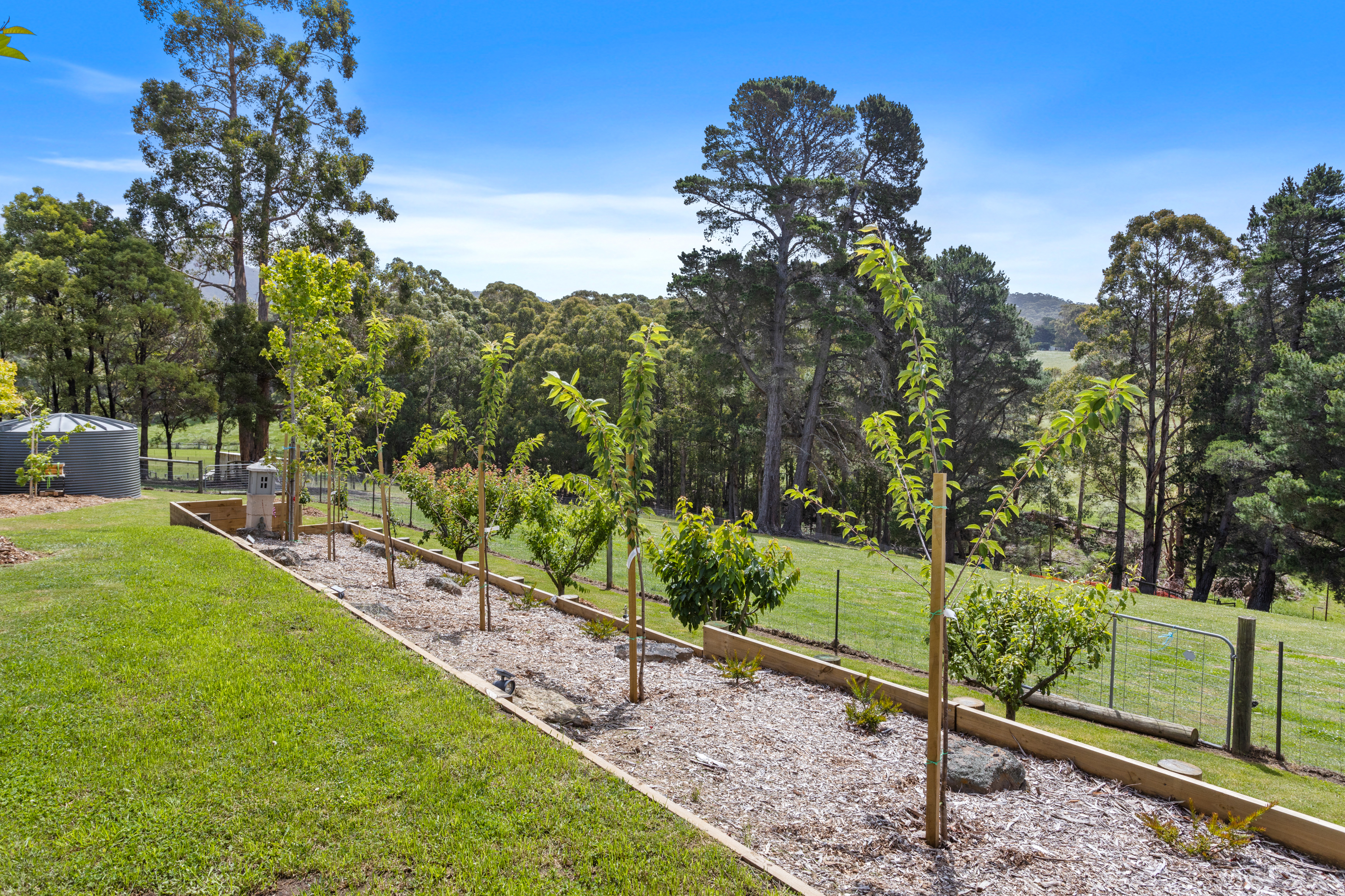 5-bedroom house at HONEYWOOD COTTAGE 72 PULLENS ROAD, WOODBRIDGE TAS 7162, Kingborough, Tasmania