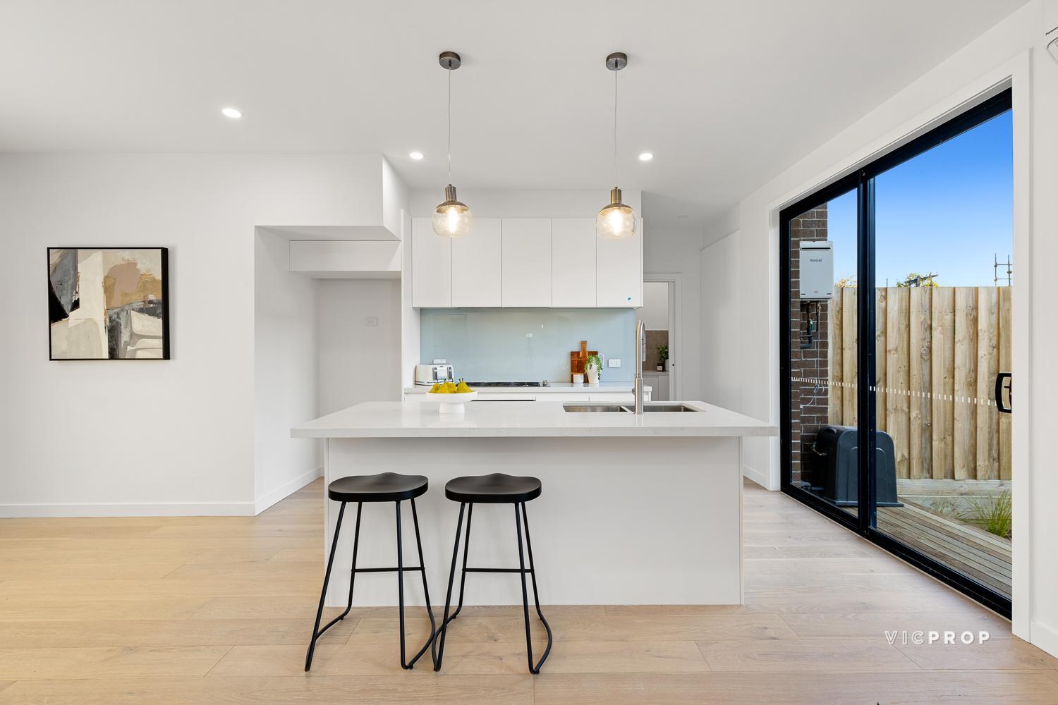 2&3/23 Torroodun Street, Mount Waverley, Vic, 3149 - Image 4