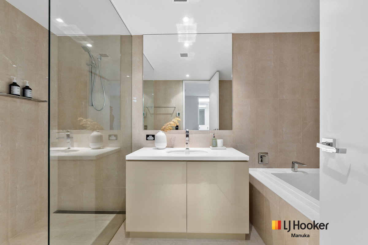 3-bedroom unit at 428/2 Grose Street, Deakin, ACT 2600, Unincorporated Act, Australian Capital Territory