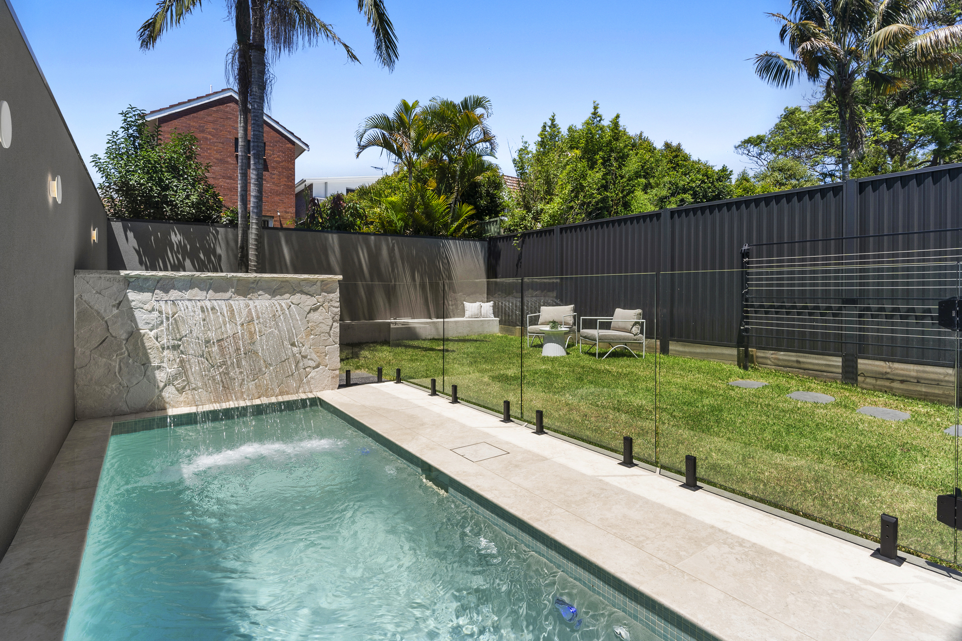 5-bedroom unit at 4B Rocklea Crescent, Sylvania, NSW 2224, Sutherland, New South Wales