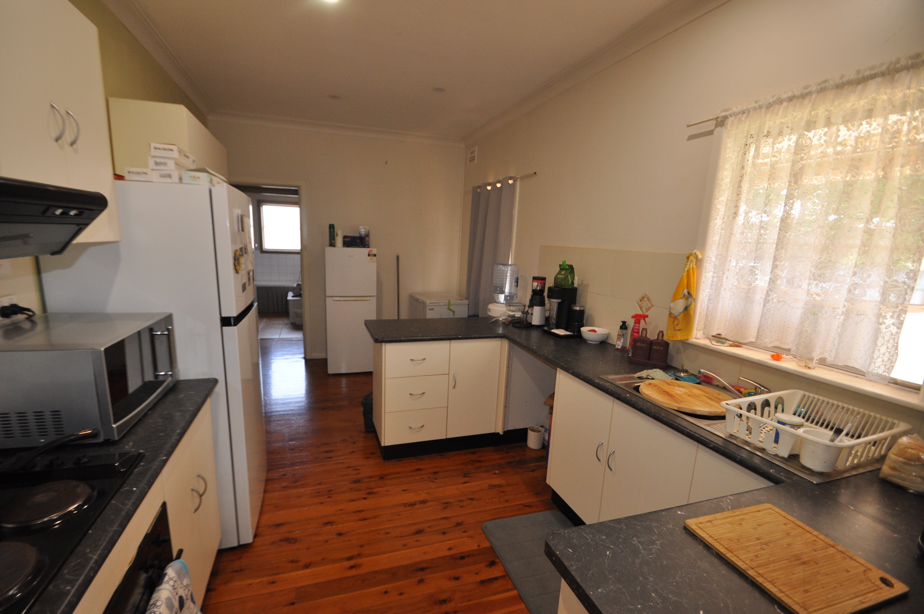 7 WOODIWISS AVENUE, Cobar NSW 2835 - Image 4