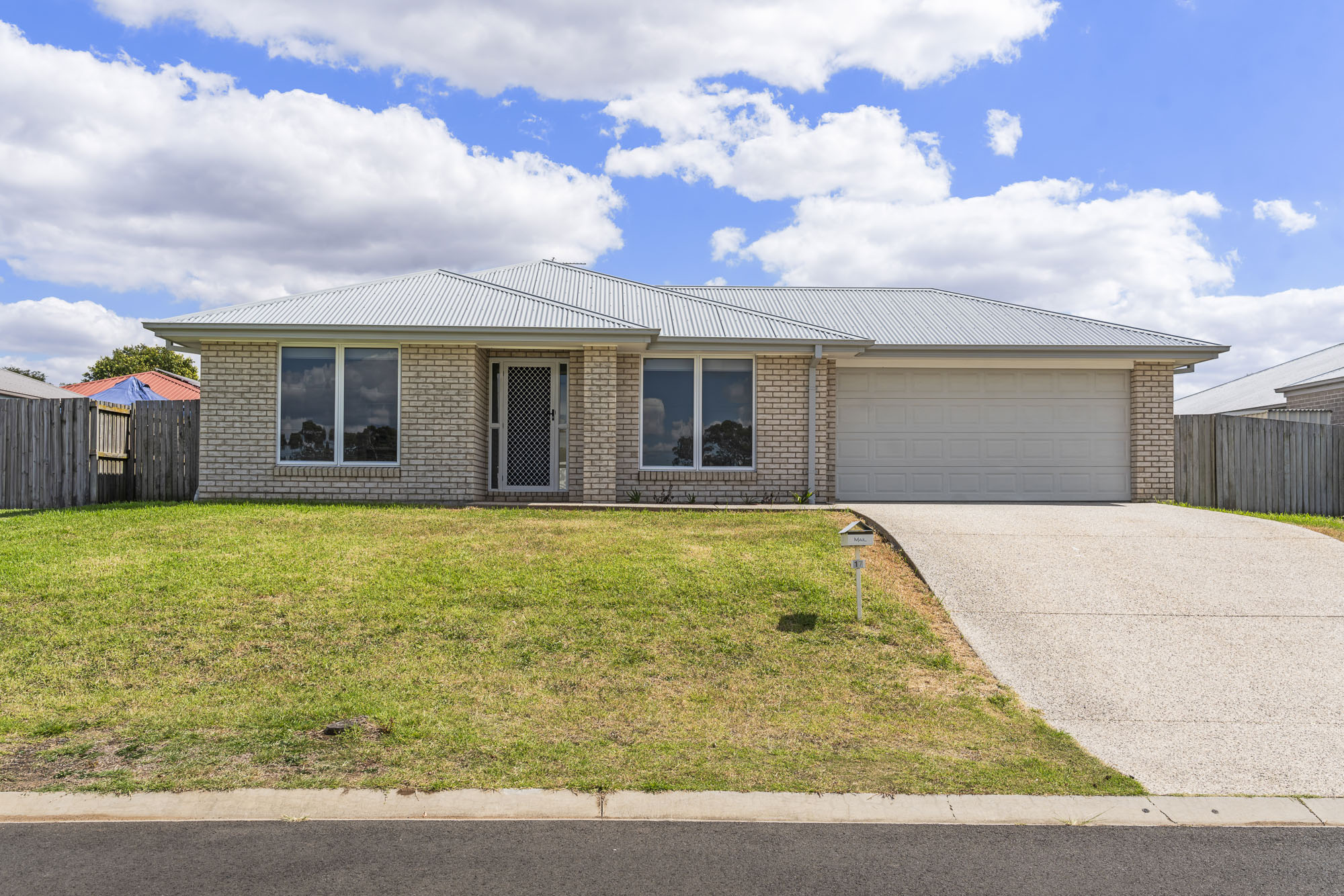 17 Furness Court, Kearneys Spring, Qld, 4350 - Image 2