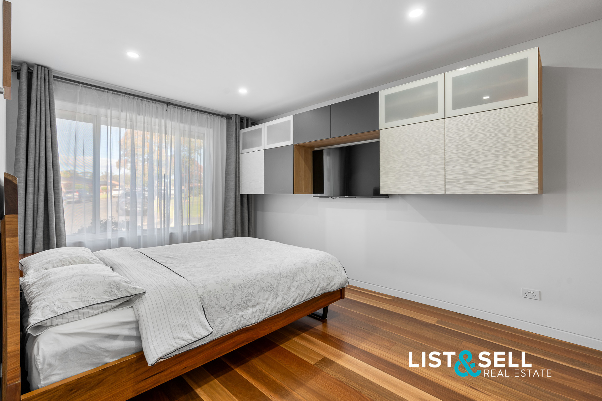 5-bedroom house at 14 MISIMA PLACE, Glenfield NSW 2167, Campbelltown (Nsw), New South Wales