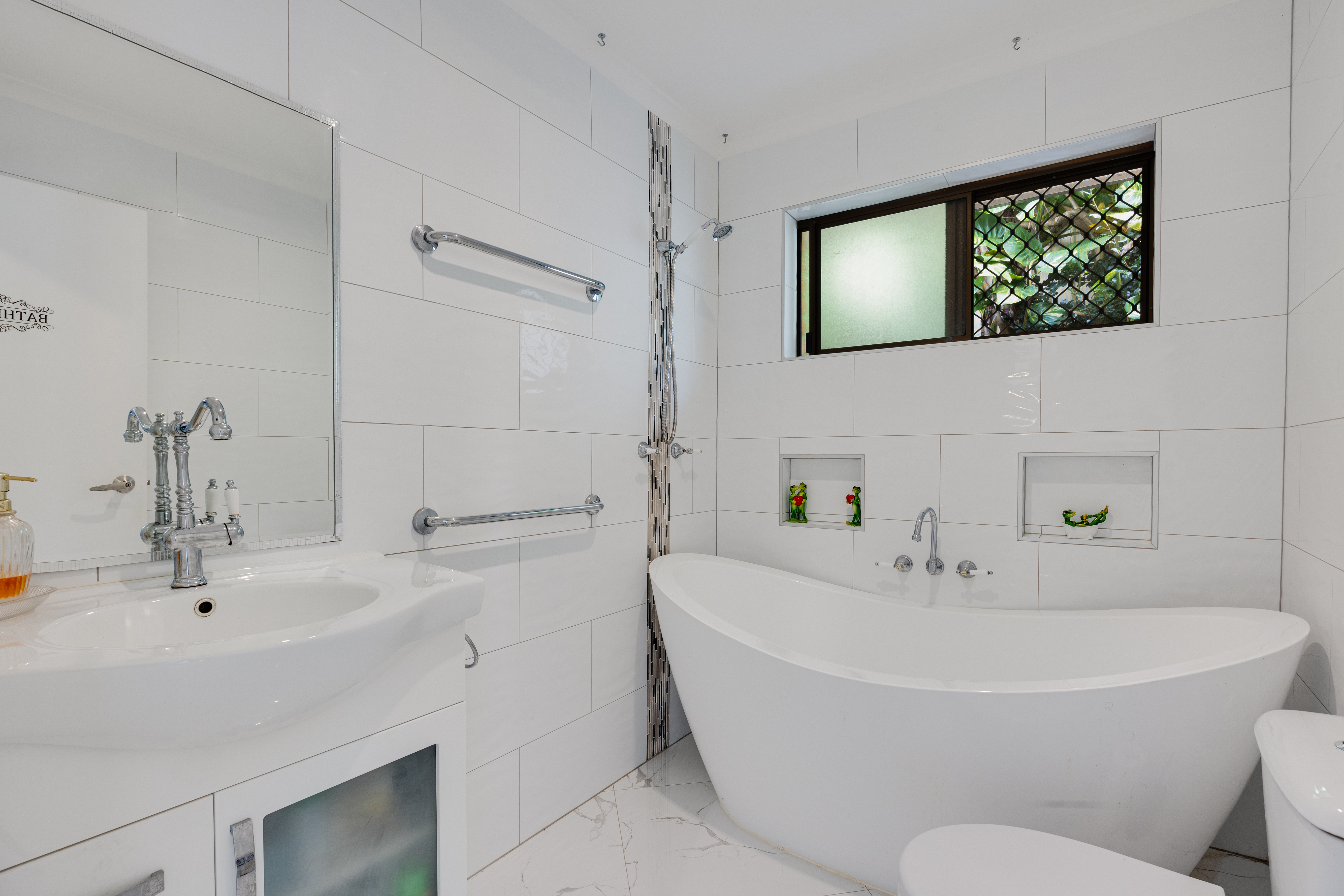 4-bedroom house at 137 PANORAMA DRIVE, Nambour QLD 4560, Sunshine Coast, Queensland