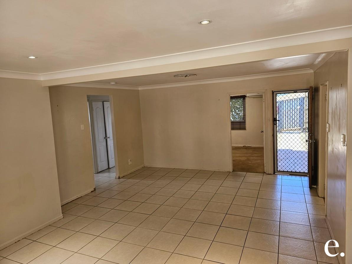 27 WILLIAMSON STREET, West Gladstone QLD 4680 - Image 6