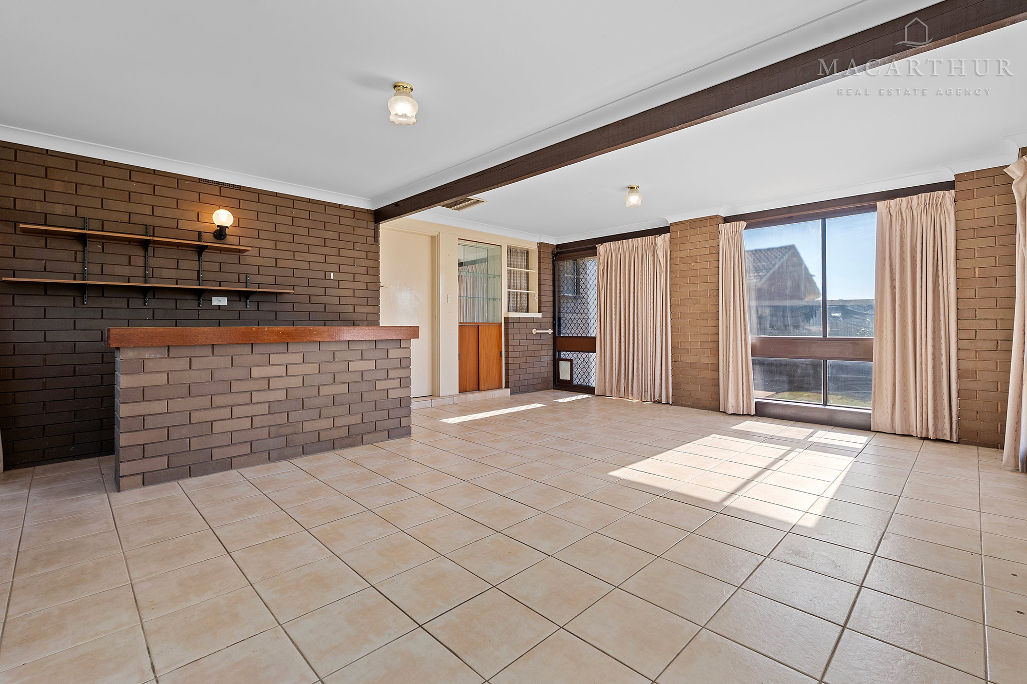 92 Raye Street, Tolland, NSW 2650 - Image 10