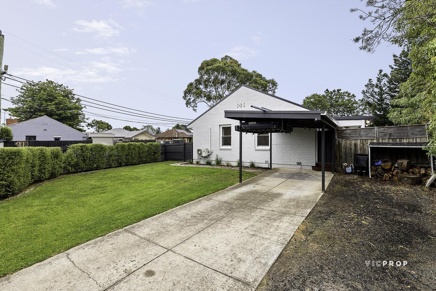 3-bedroom house at 16 Pacific Drive, Heidelberg West, VIC 3081, Banyule, Victoria