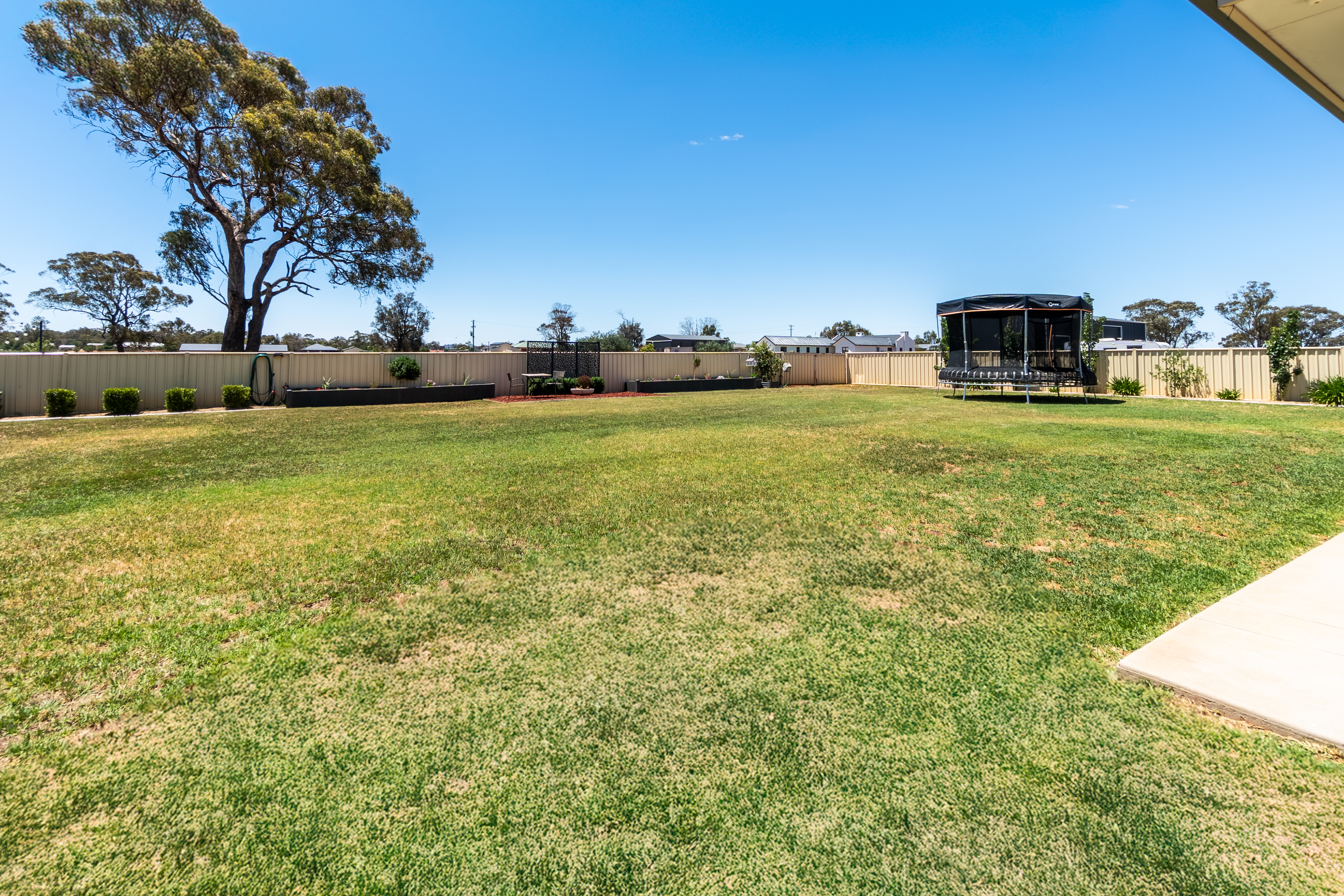 5-bedroom house at 9 Evatt Street, Temora, NSW 2666, Temora, New South Wales