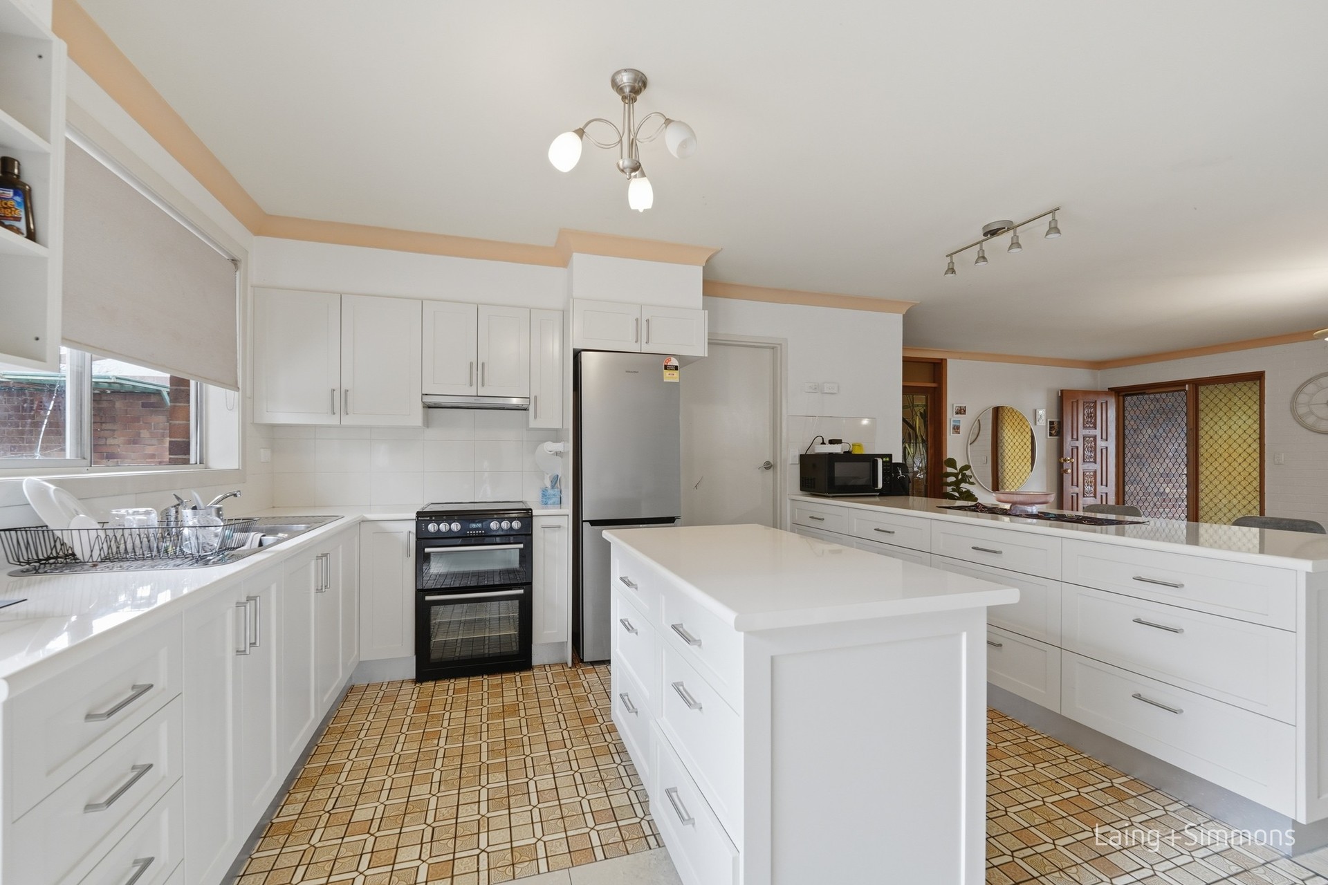 7 Salmon Avenue, Armidale, NSW 2350 - Image 6