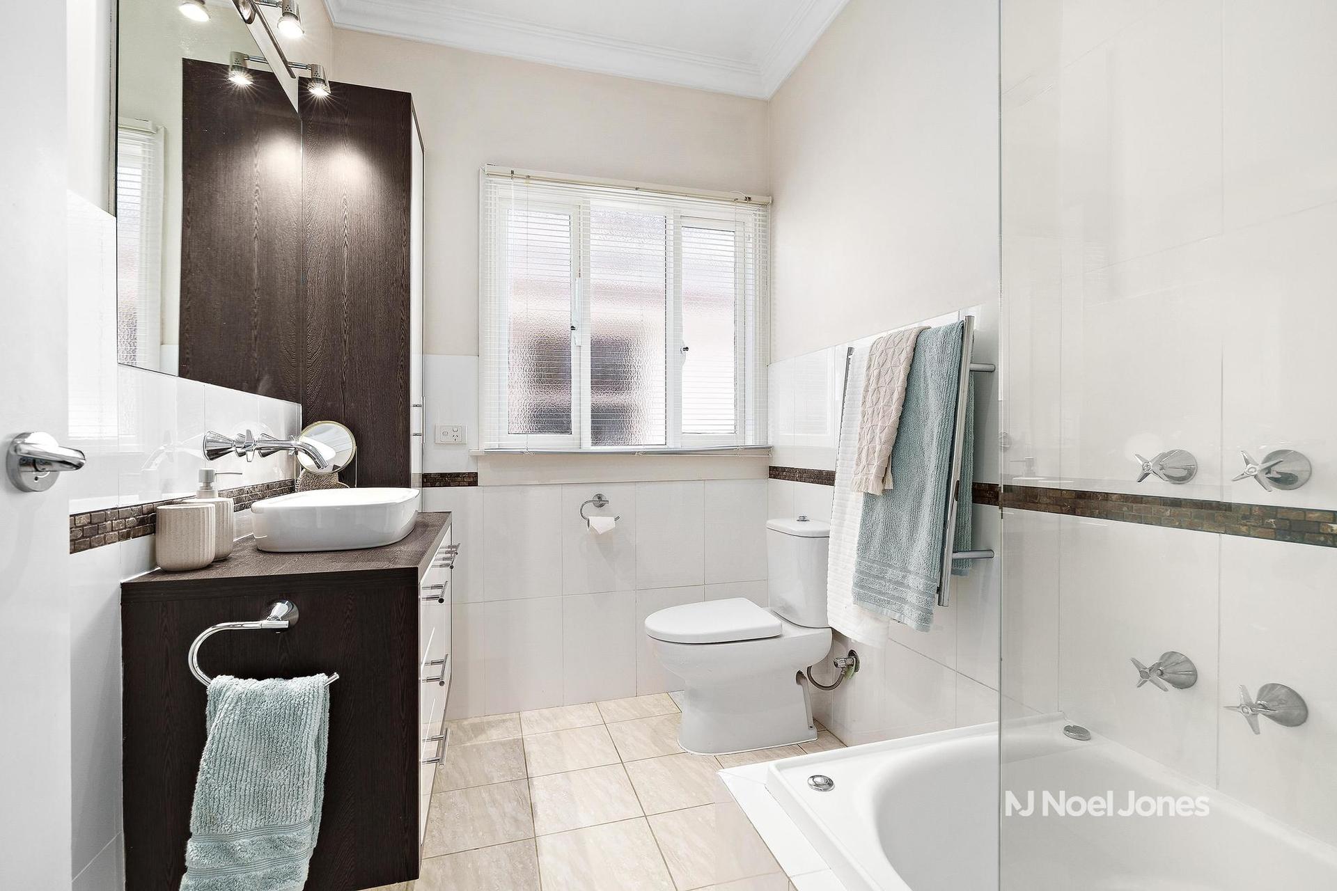 1/13 Alwyn Street, Mitcham, VIC 3132 - Image 10