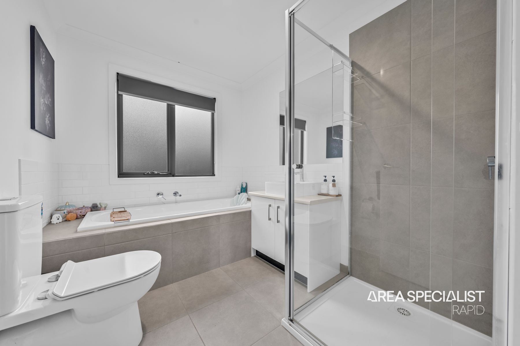 2 ZEBRA WAY, Cranbourne West VIC 3977 - Image 8
