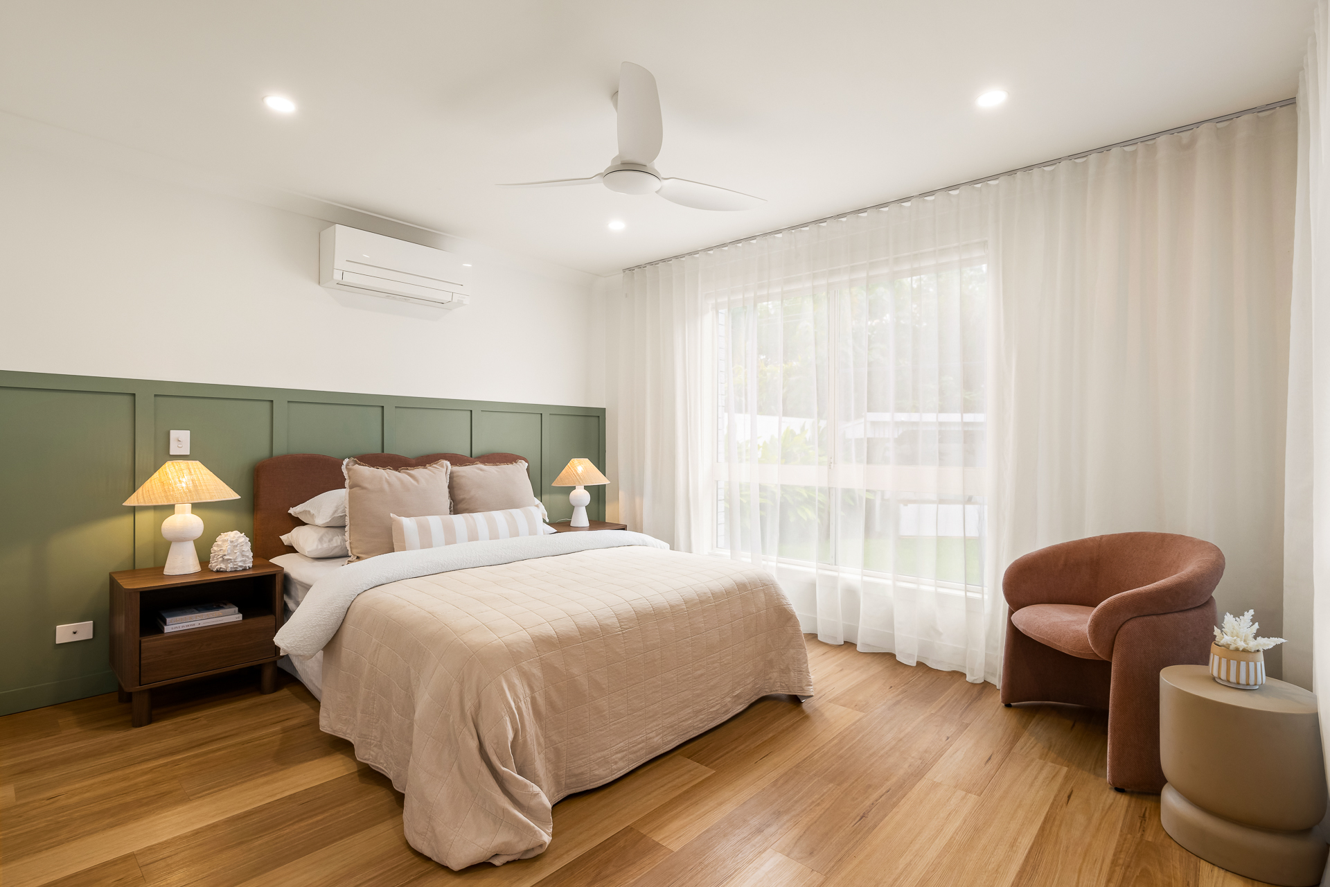87 Cypress Drive, Broadbeach Waters QLD 4218 - Image 10