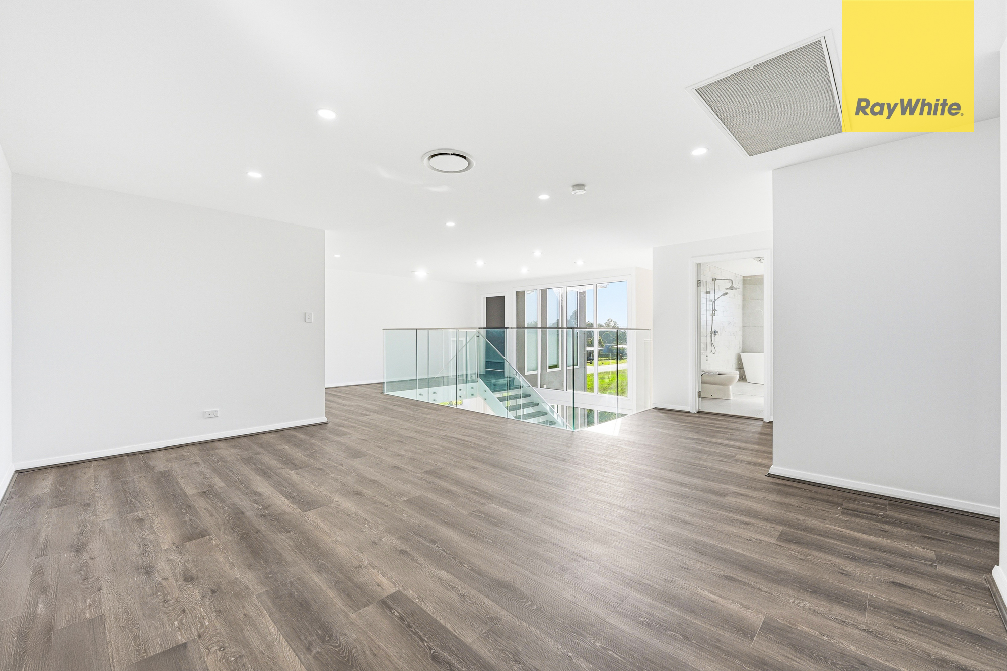 7-bedroom house at 18 FARMINGDALE COURT, Luddenham NSW 2745, Liverpool, New South Wales