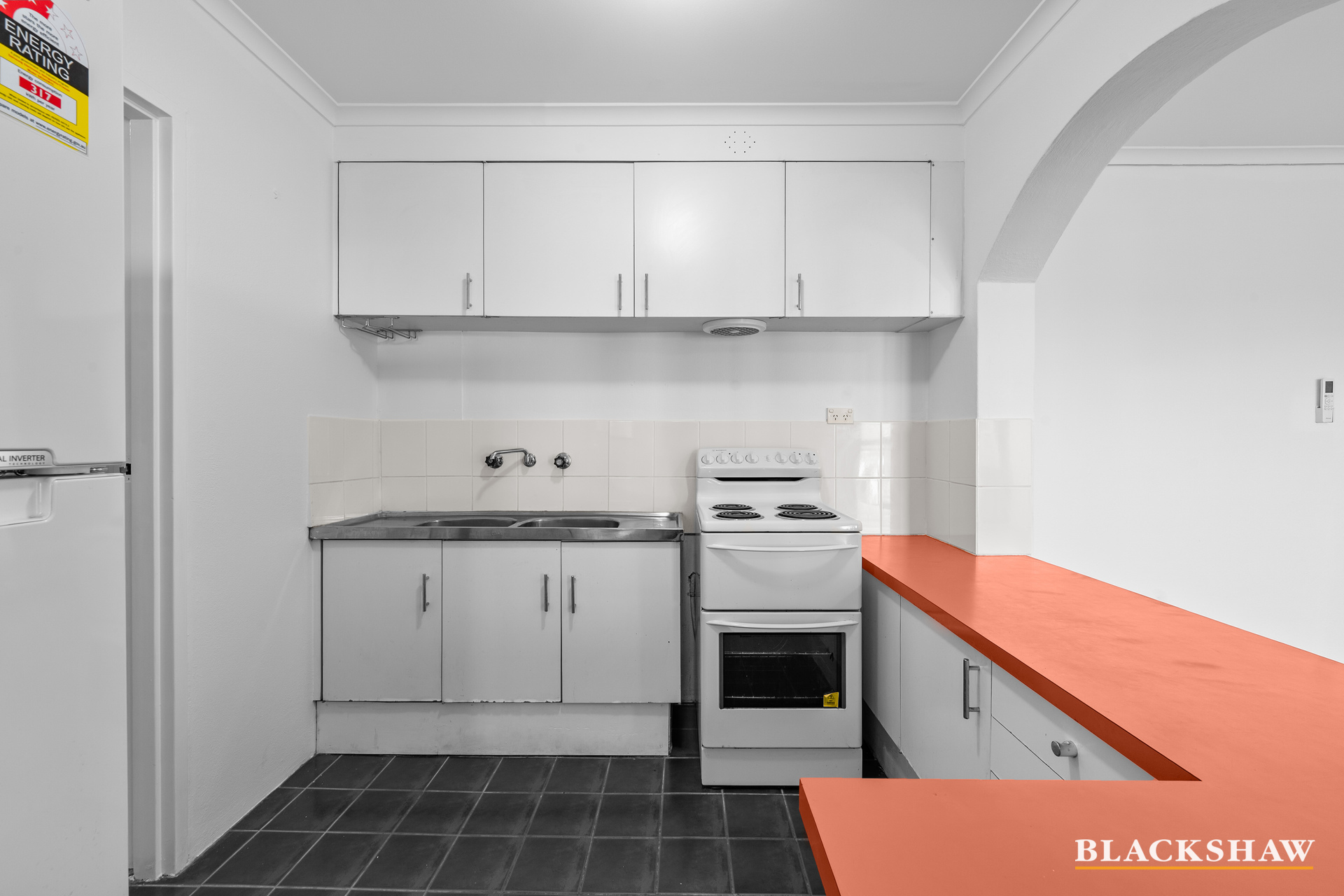 11/5 Crest Road, Crestwood, NSW 2620 - Image 3