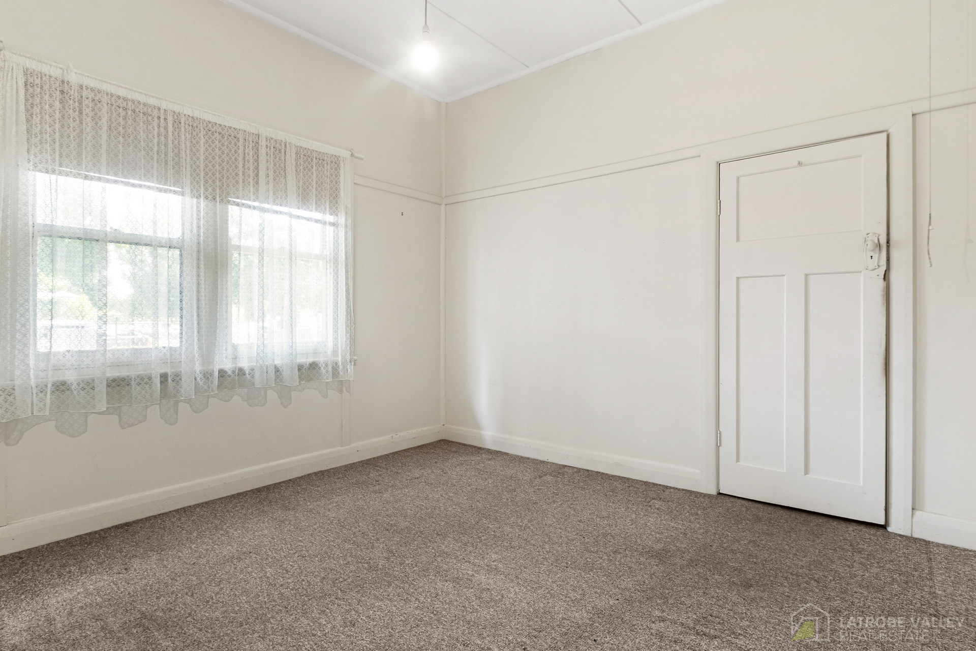 29-31 Prince Street, Rosedale, Vic, 3847 - Image 3