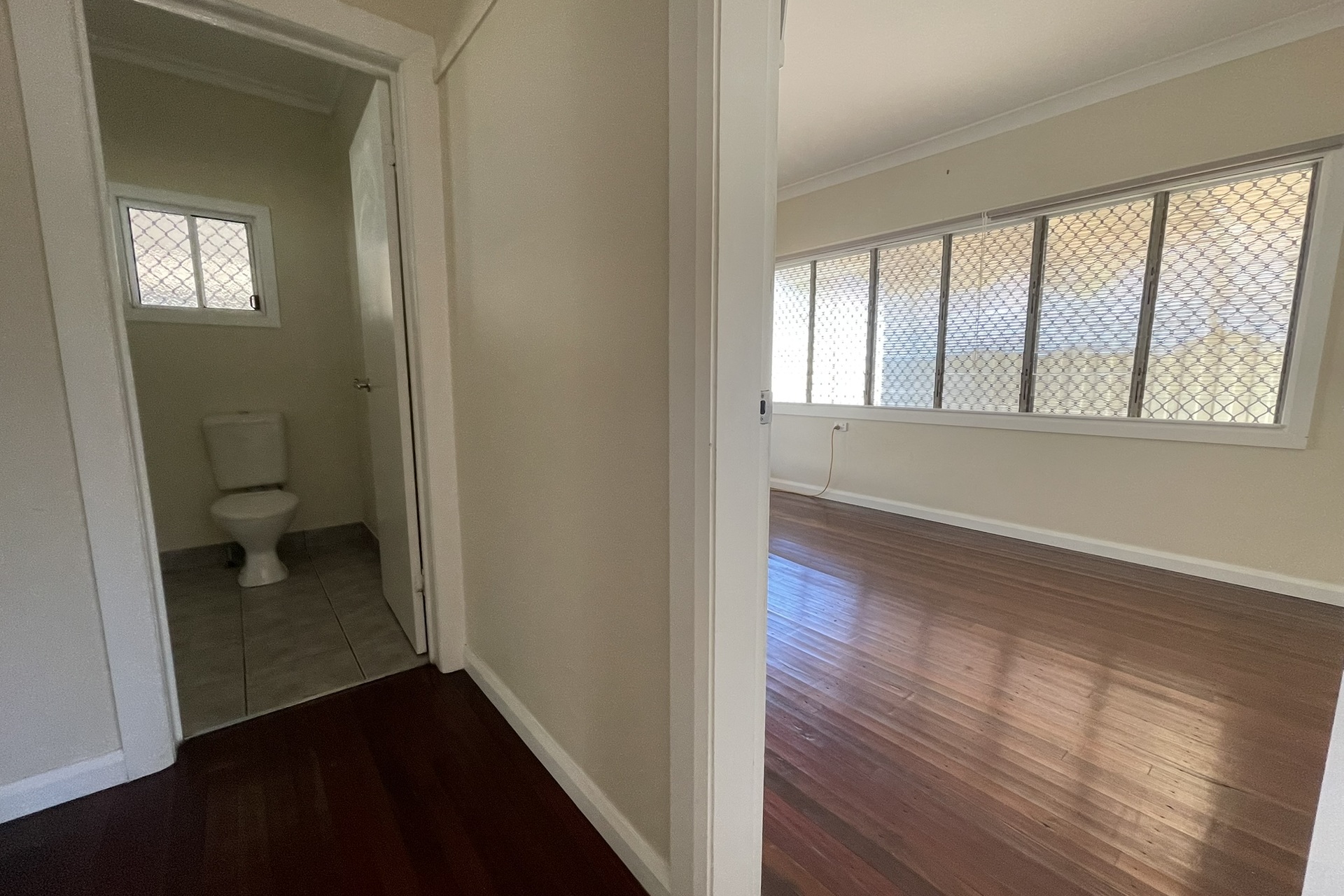 33 LIME STREET, Clermont QLD 4721 - Image 9