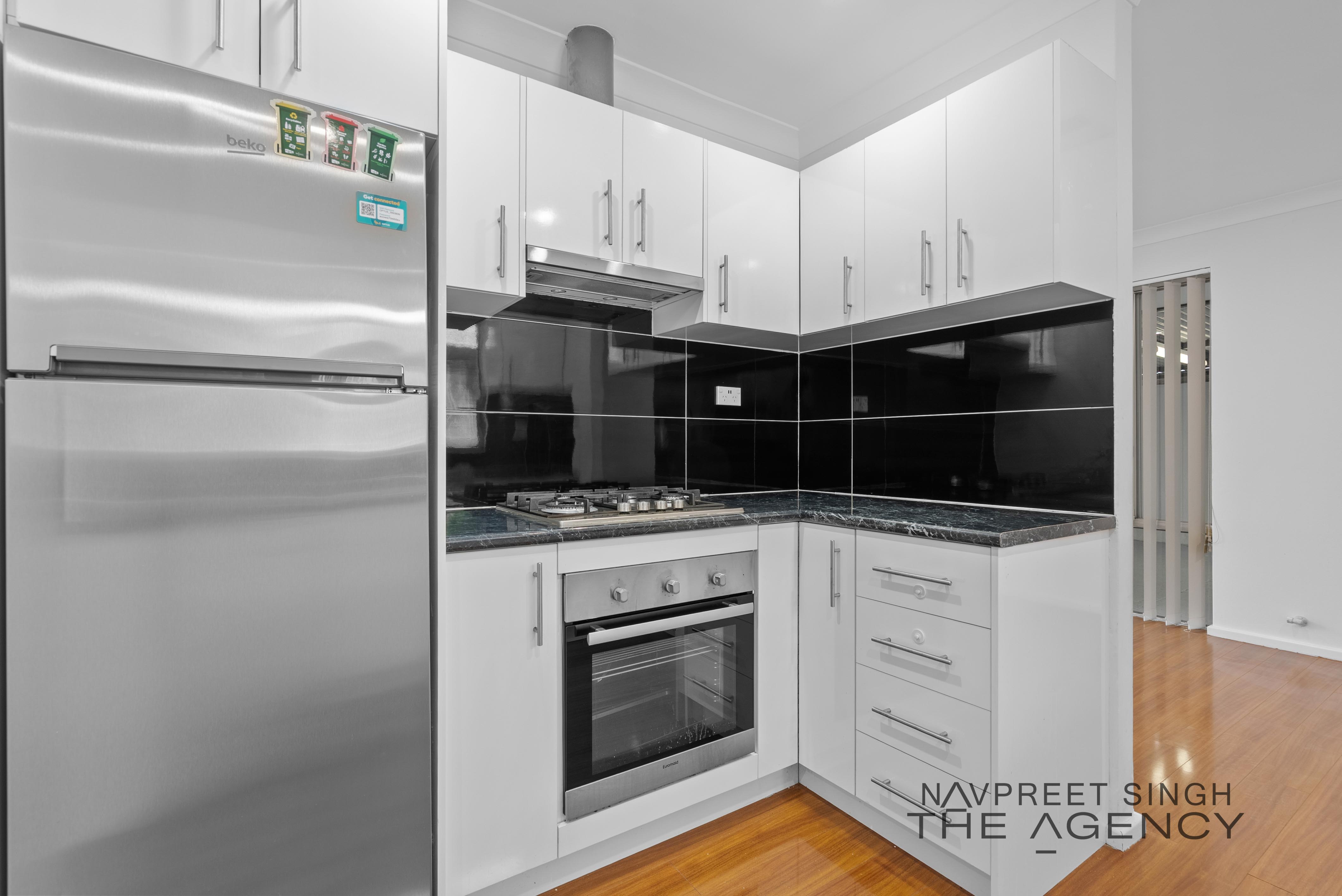 25 Bickner Way, Parmelia, WA 6167 - Image 5