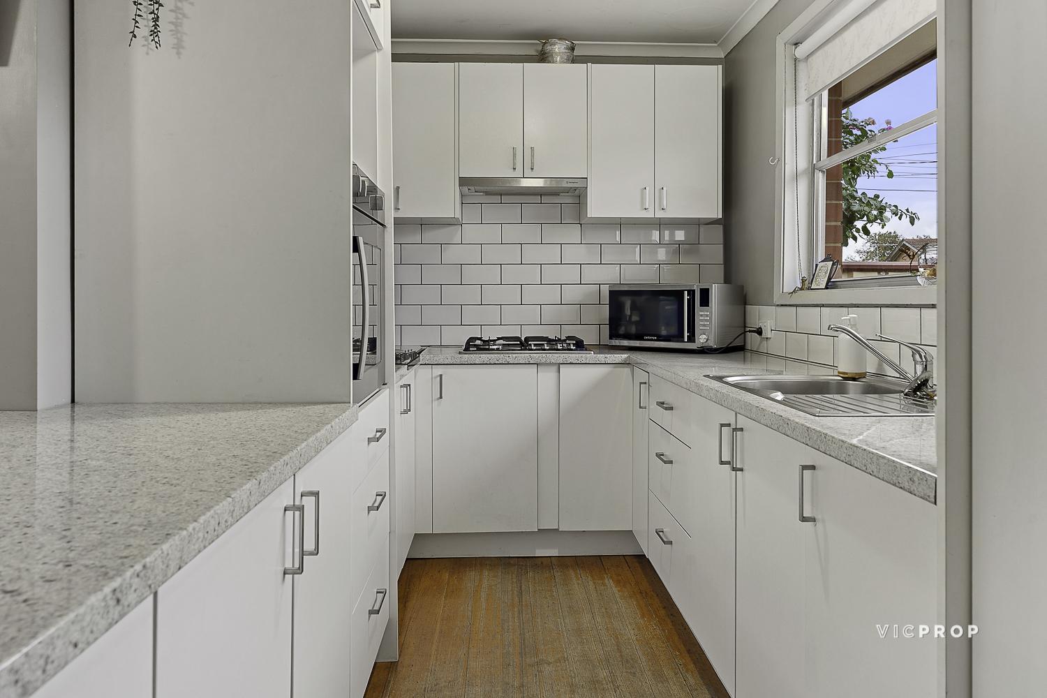 16 Bennett Street, Sunshine West, Vic, 3020 - Image 3