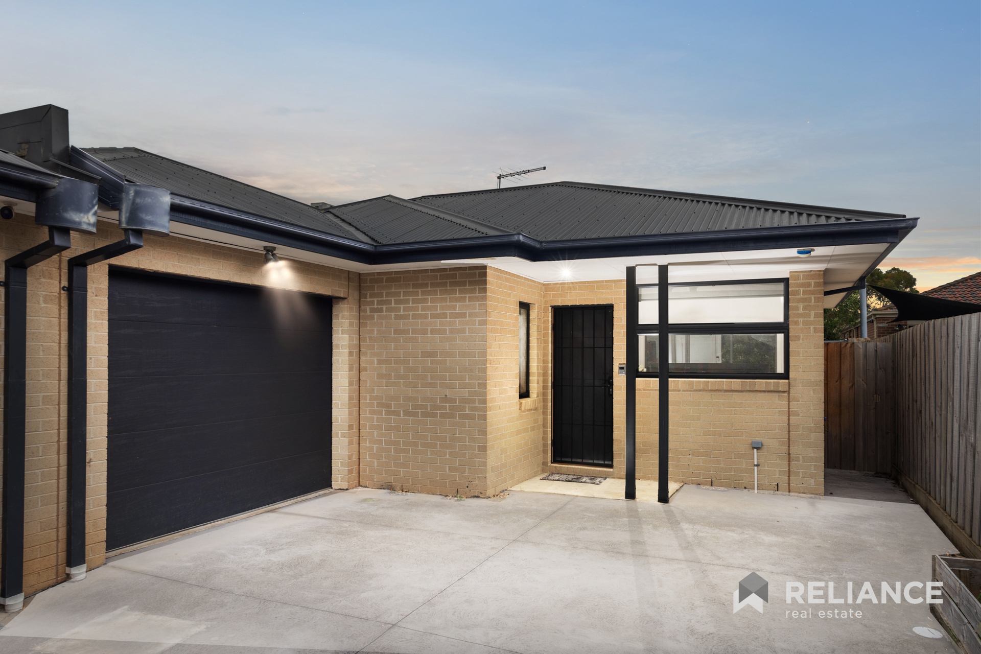 2-bedroom unit at 2 6 GREENLEAF CIRCUIT, TARNEIT VIC 3029, Wyndham, Victoria