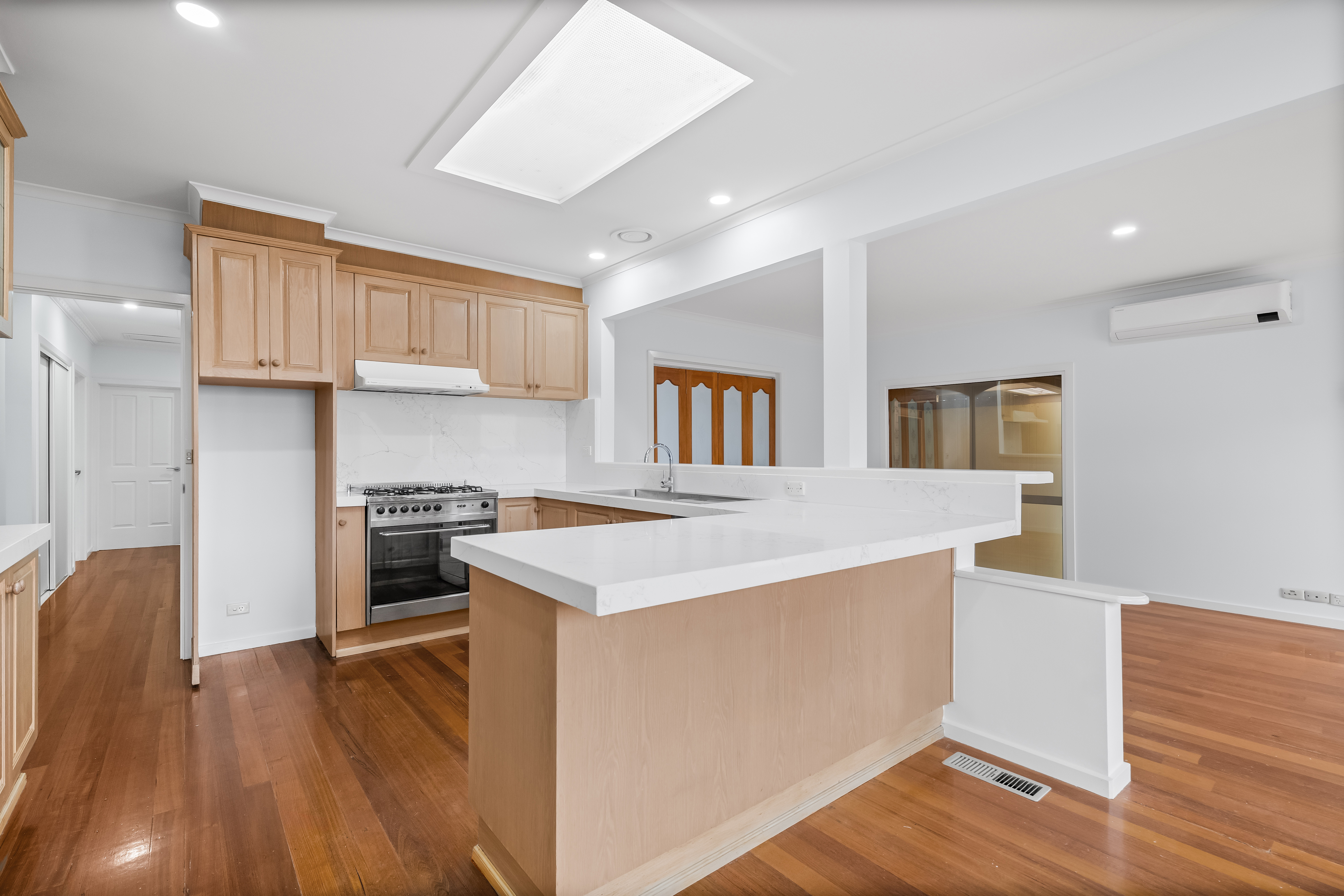 9 Baxter Court, Thomastown, VIC 3074 - Image 2
