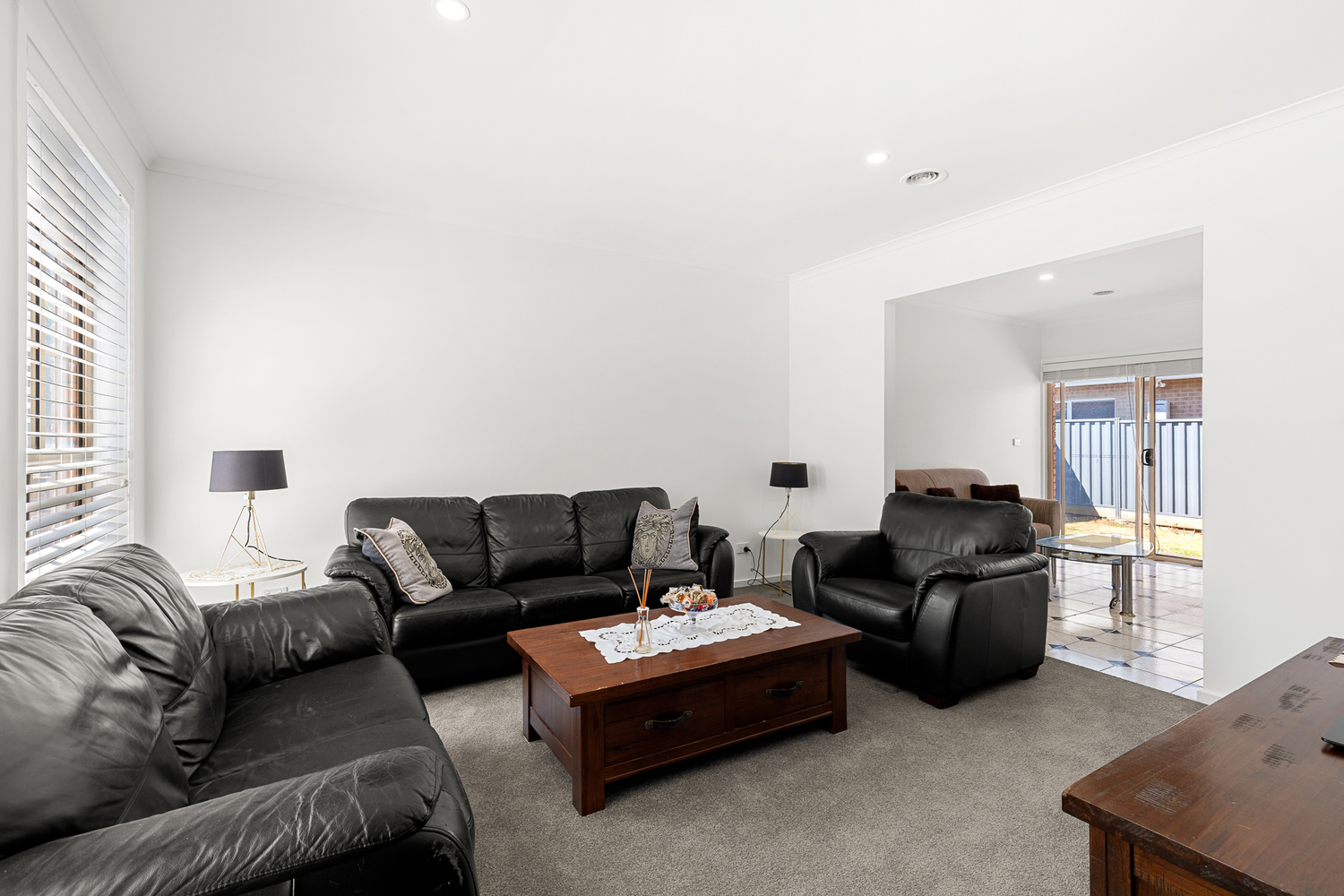 2 70 DELBRIDGE DRIVE, SYDENHAM VIC 3037 - Image 3