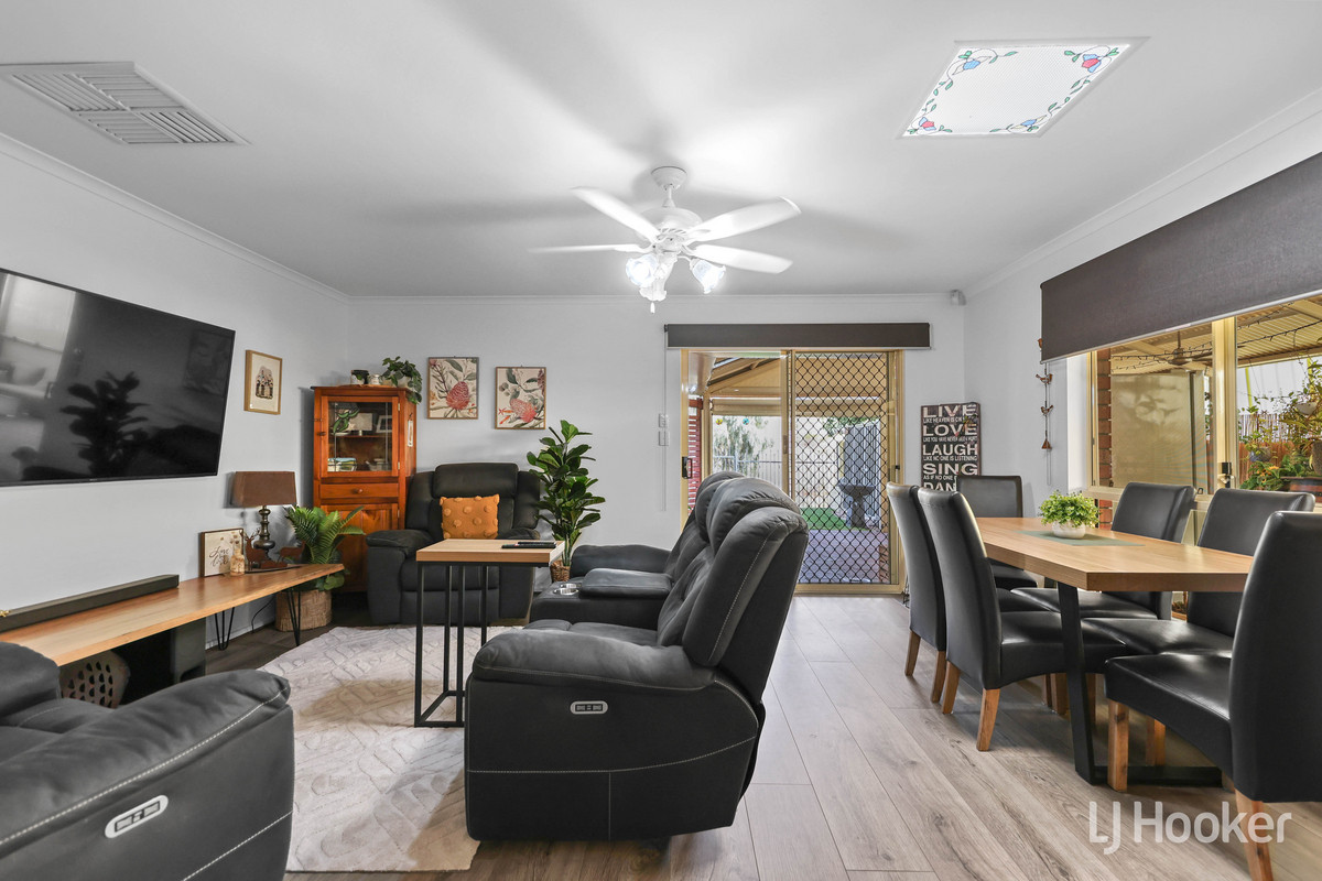 10 Lachlan Drive, Craigmore, SA 5114 - Image 10