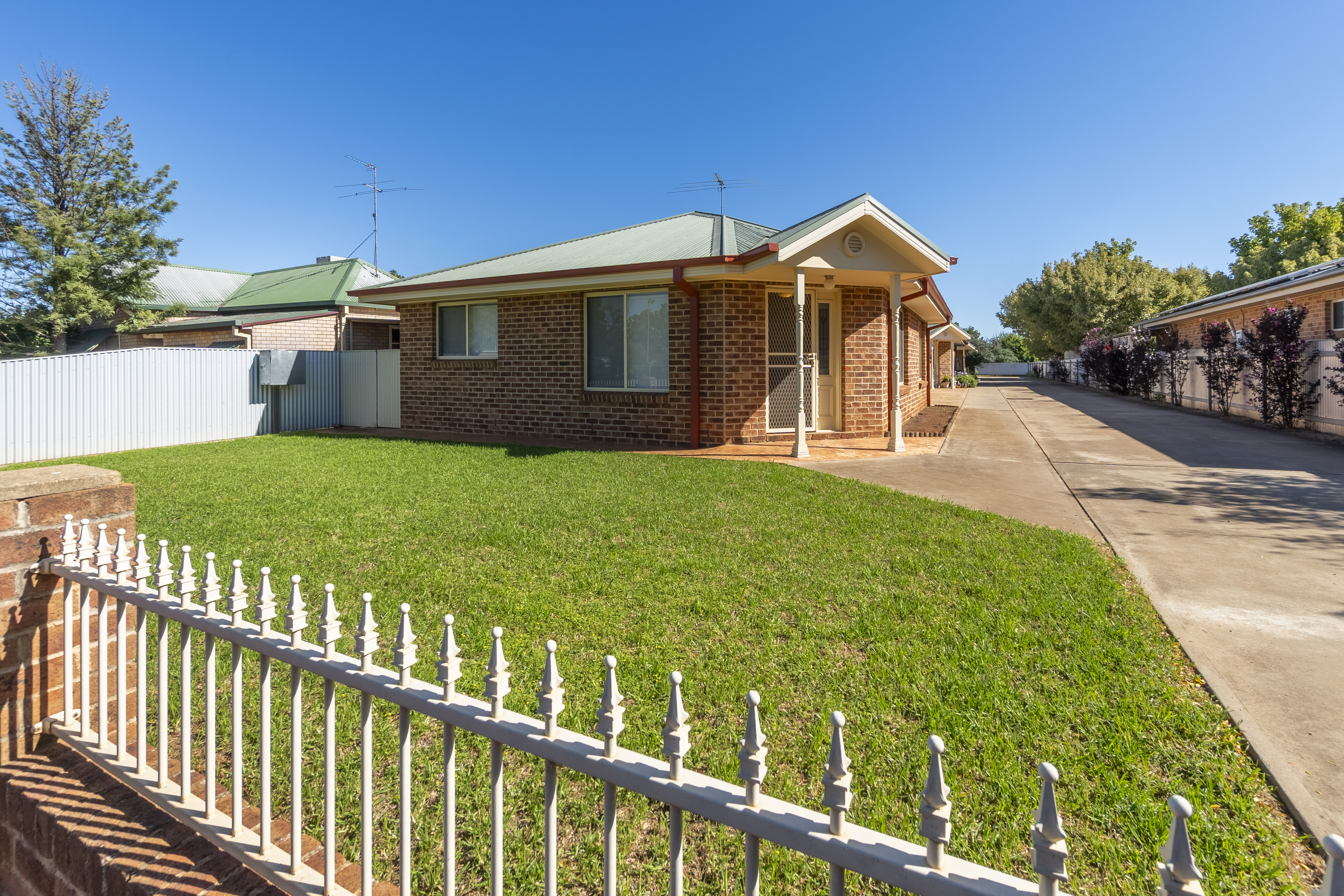2-bedroom unit at 1 139 ANZAC STREET, TEMORA NSW 2666, Temora, New South Wales