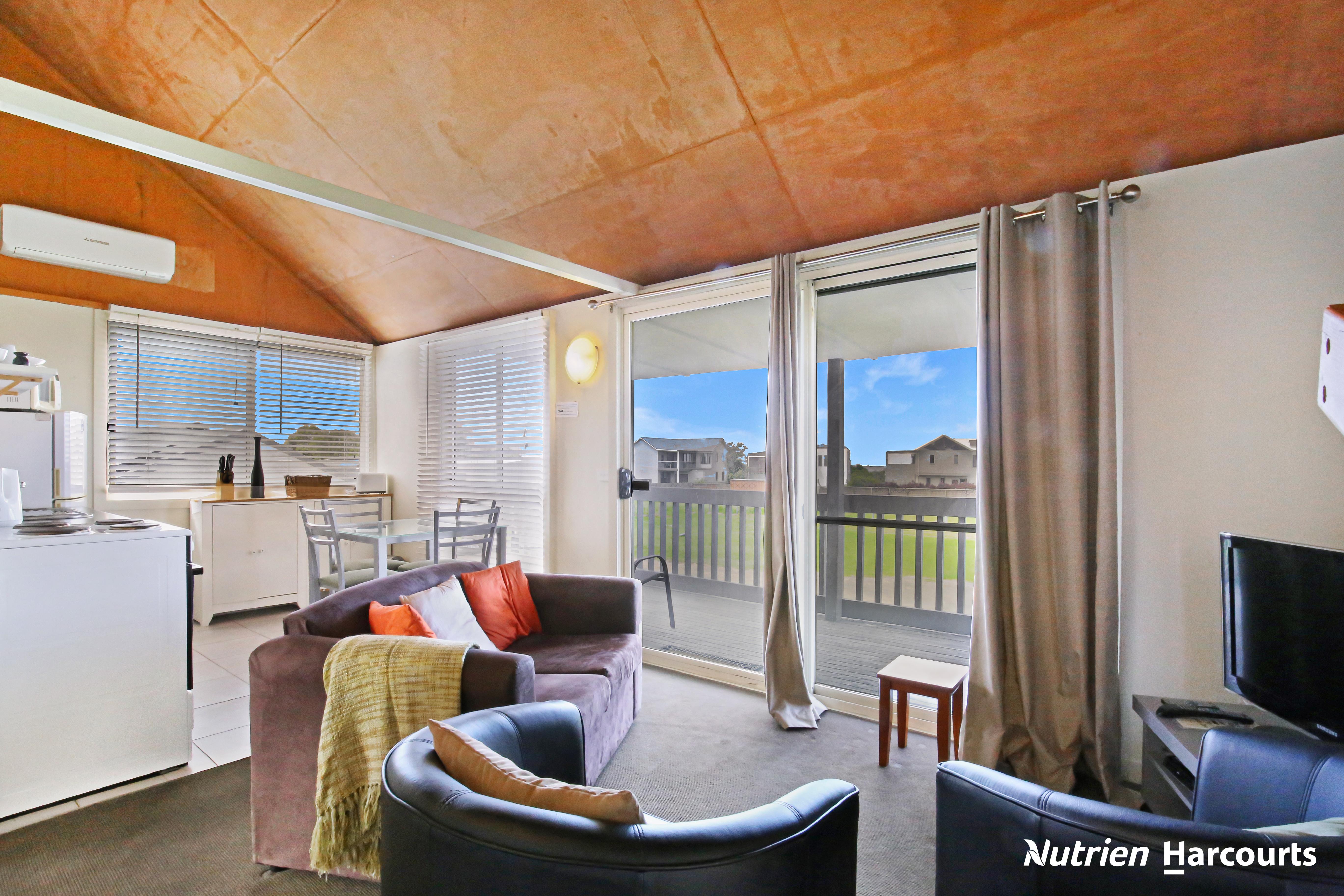 8-bedroom house at 19 Wharf Street, Port Albert, VIC 3971, Wellington, Victoria