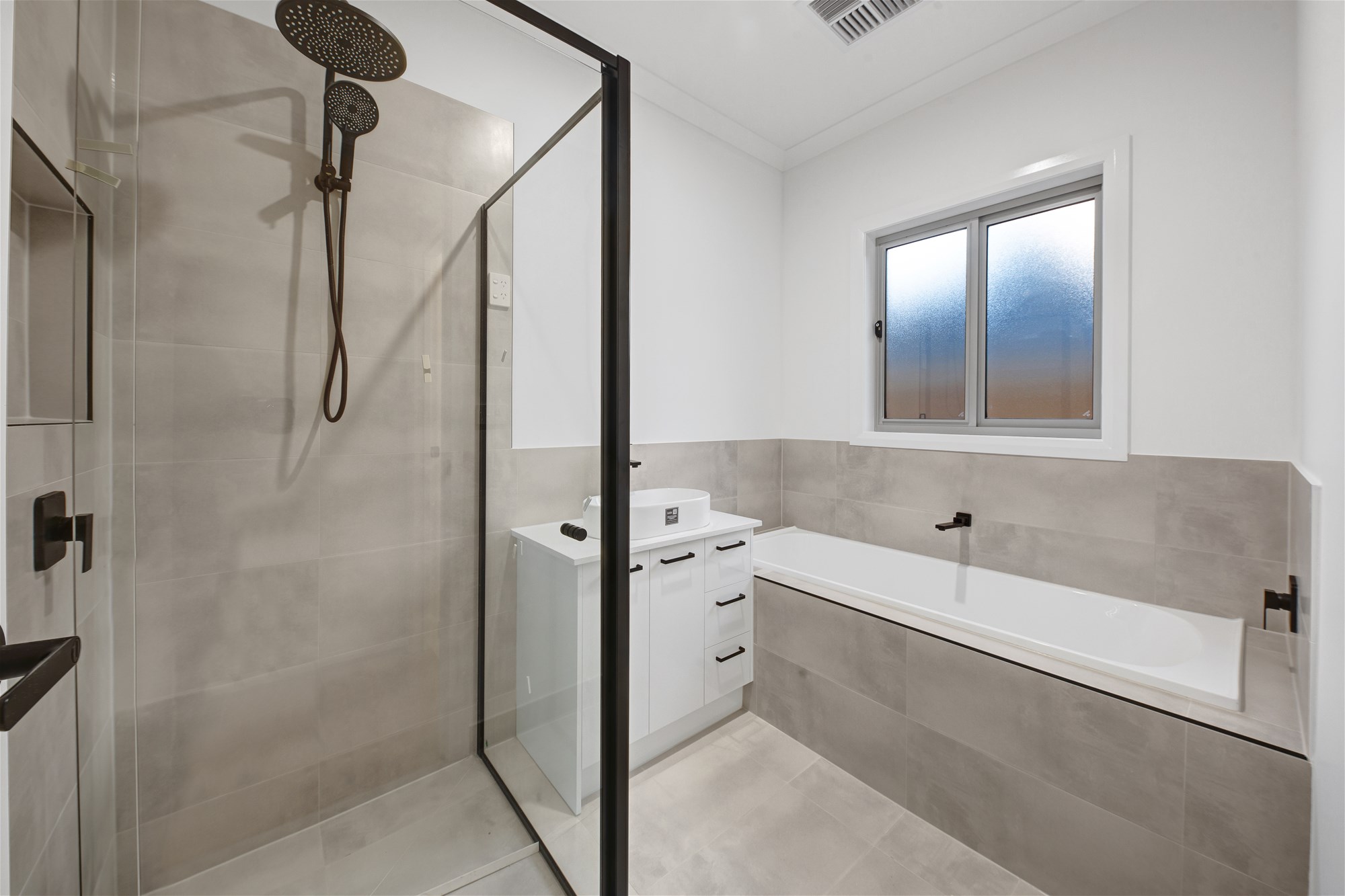 5-bedroom house at 3 Autumn Grove, Ballan, VIC 3342, Moorabool, Victoria