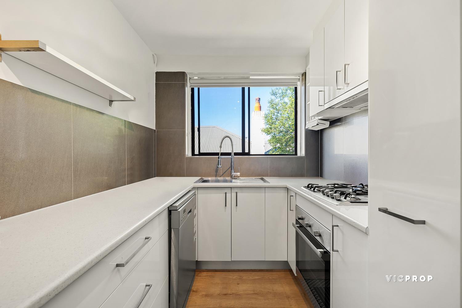 1-bedroom unit at 8 242 PASCOE VALE ROAD, ESSENDON VIC 3040, Moonee Valley, Victoria